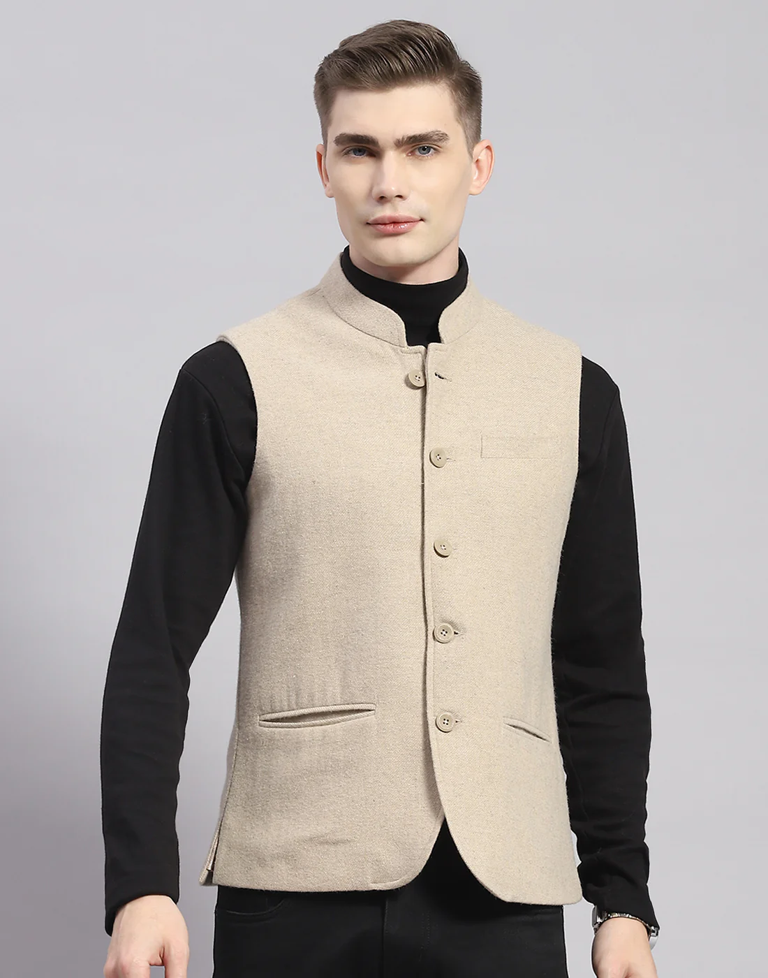 Men Beige Solid Mandarin Collar Sleeveless Nehru Jacket - Image 2