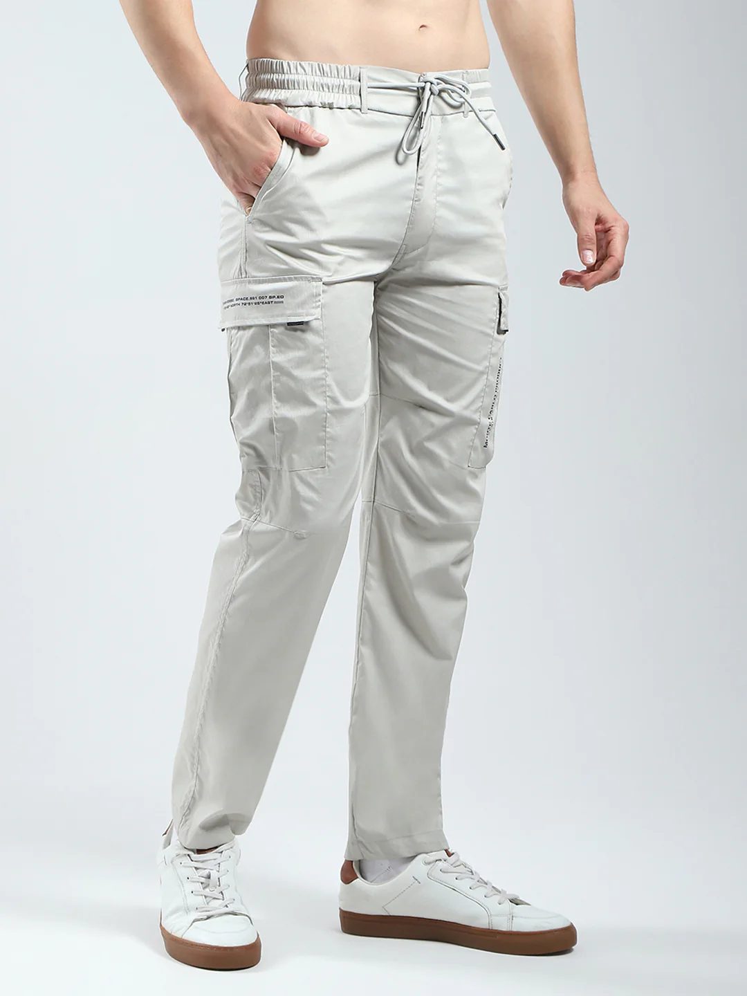 Men Beige Solid Regular Fit Cargo - Image 4
