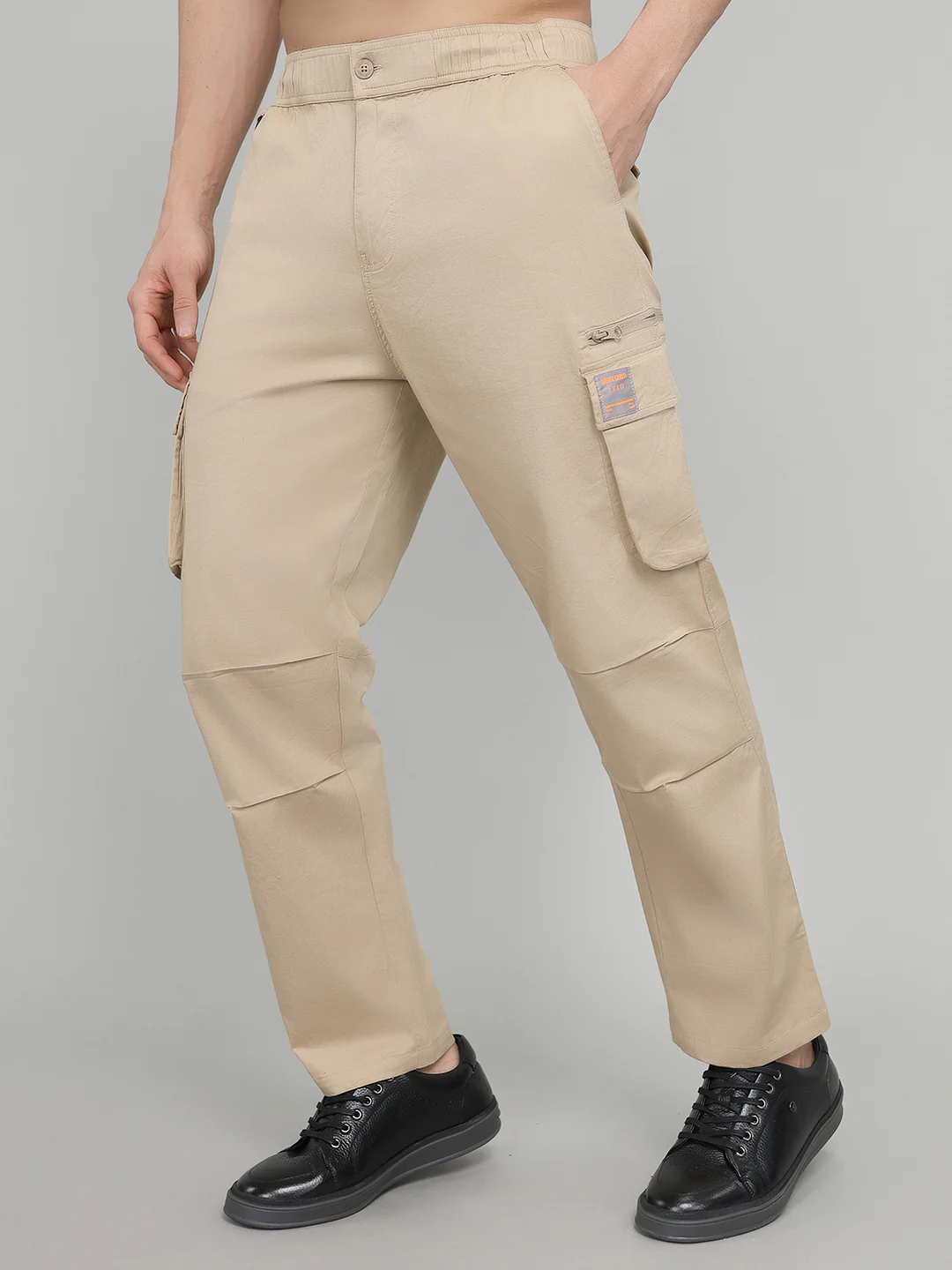 Men Beige Solid Regular Fit Cargo - Image 2