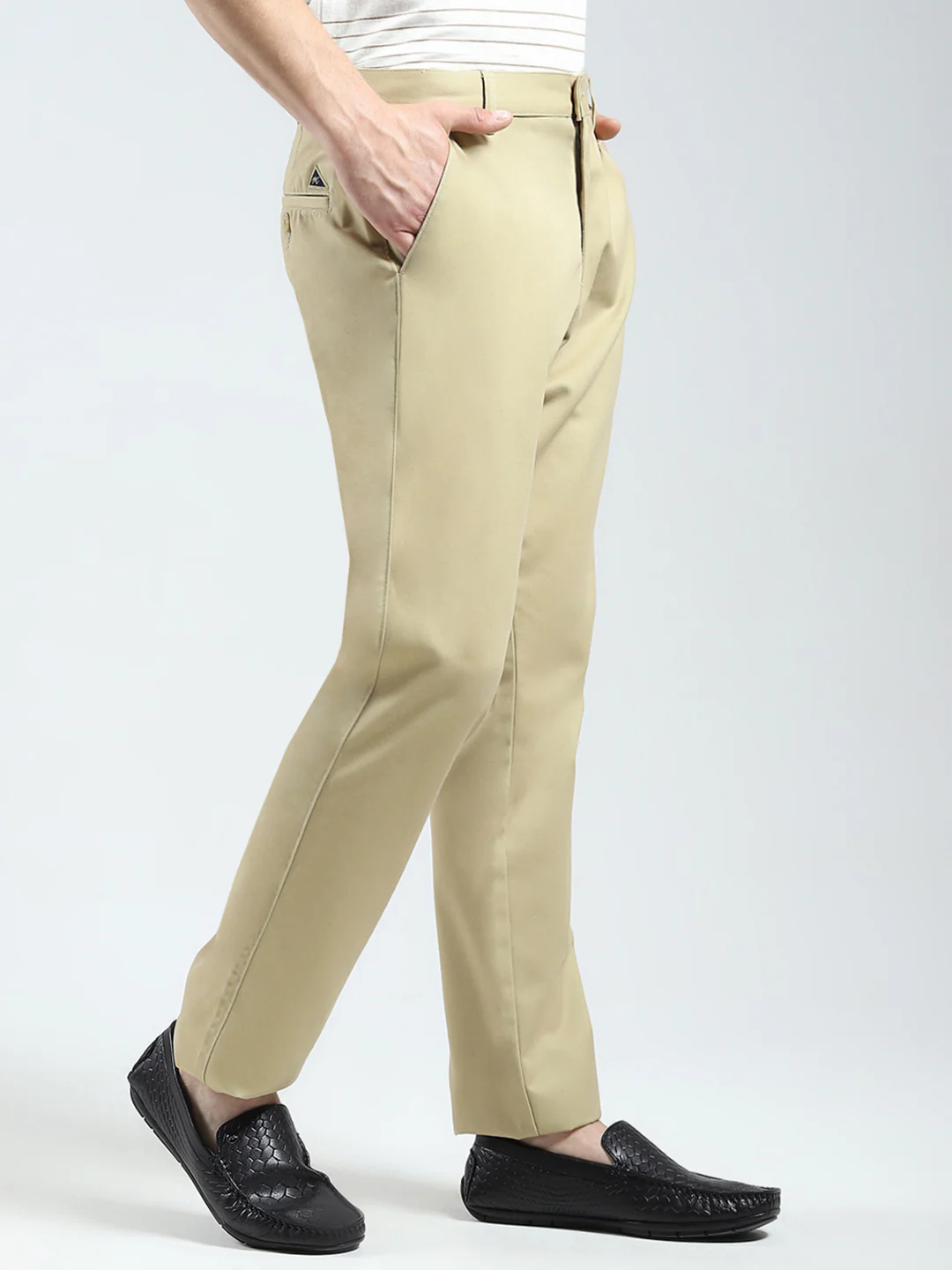 Men Beige Solid Regular Fit Trouser - Image 4