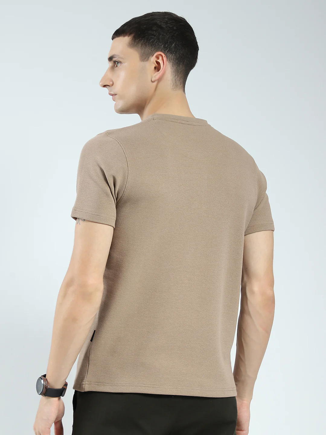 Rock.it Men Beige Solid Round Neck Half Sleeve T-Shirt - Image 5
