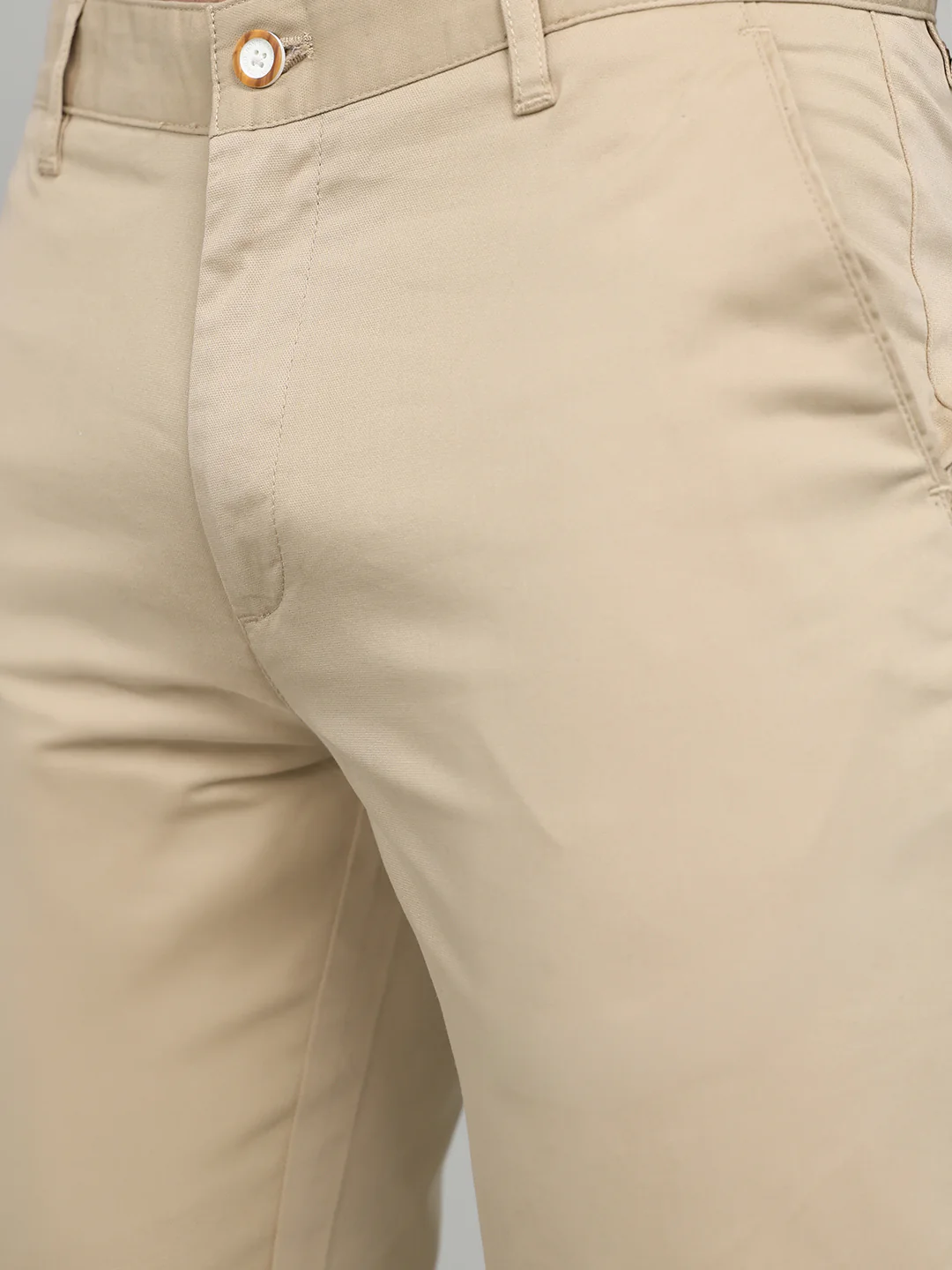 Men Beige Solid Slim Fit Trouser - Image 5