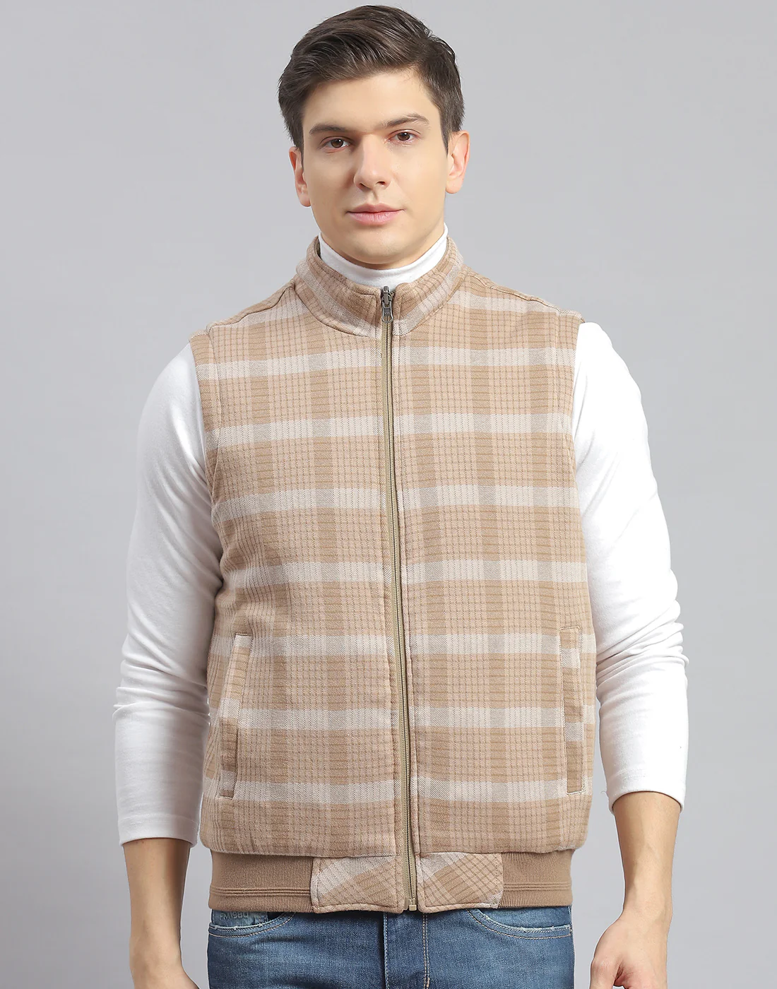 Men Beige Solid Stand Collar Sleeveless Jacket - Image 6