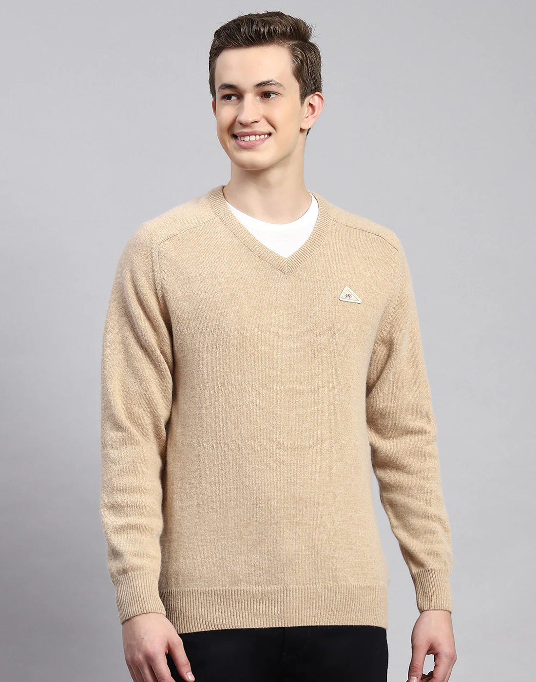 Men Beige Solid V Neck Full Sleeve Pullover - Image 3