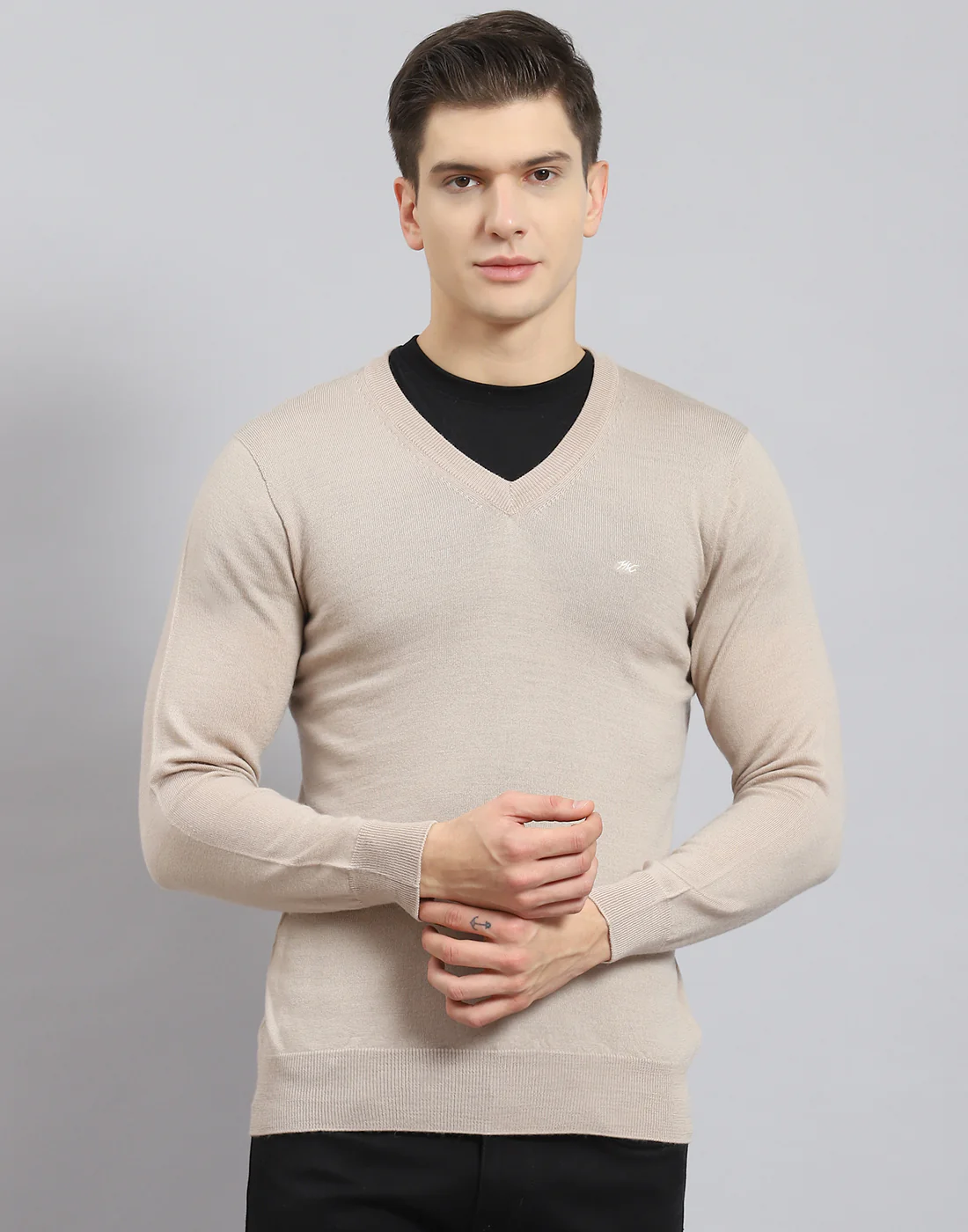 Men Beige Solid V Neck Full Sleeve Sweater - Image 3