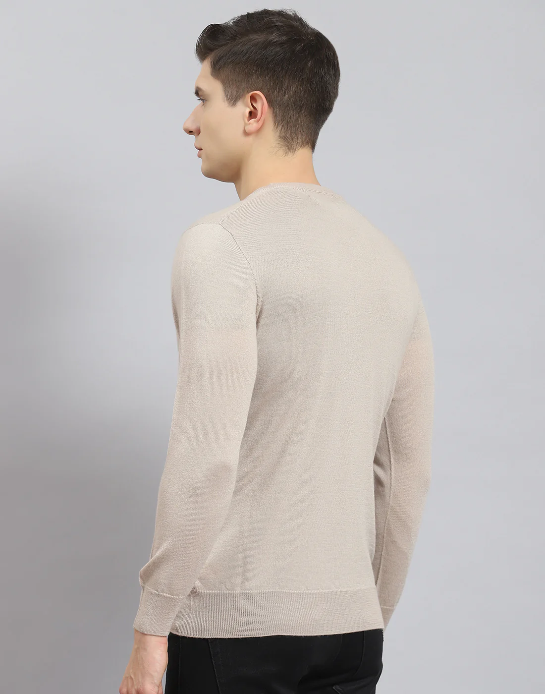 Men Beige Solid V Neck Full Sleeve Sweater - Image 7