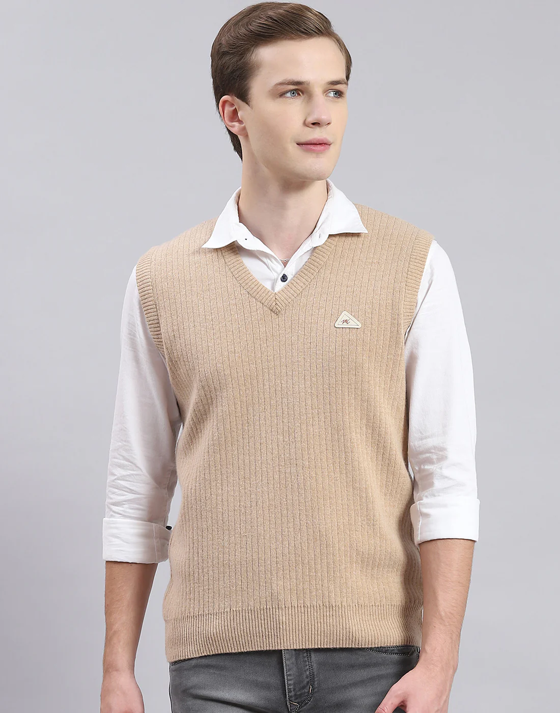 Men Beige Solid V Neck Sleeveless Sweater - Image 3
