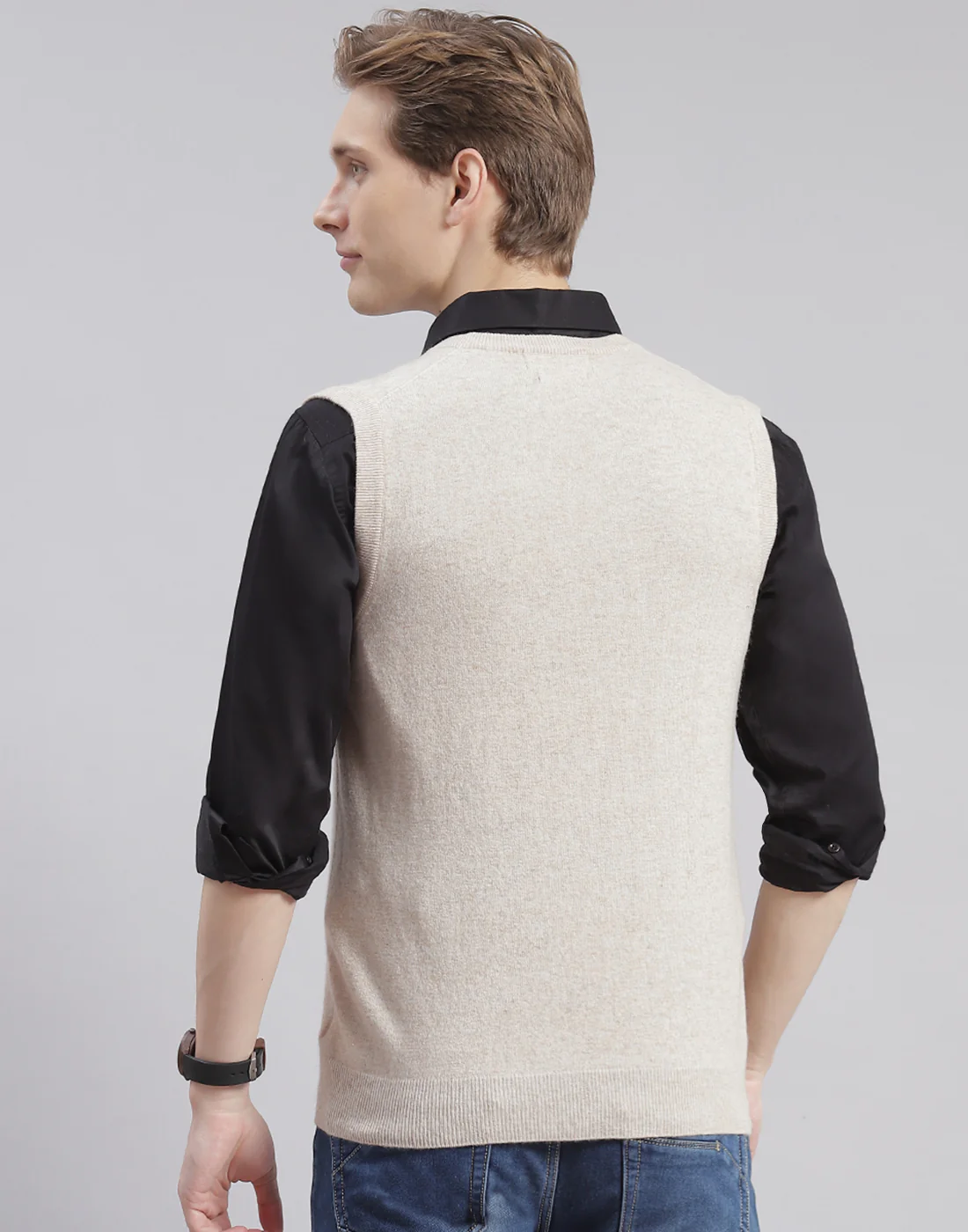 Men Beige Solid V Neck Sleeveless Sweater - Image 5