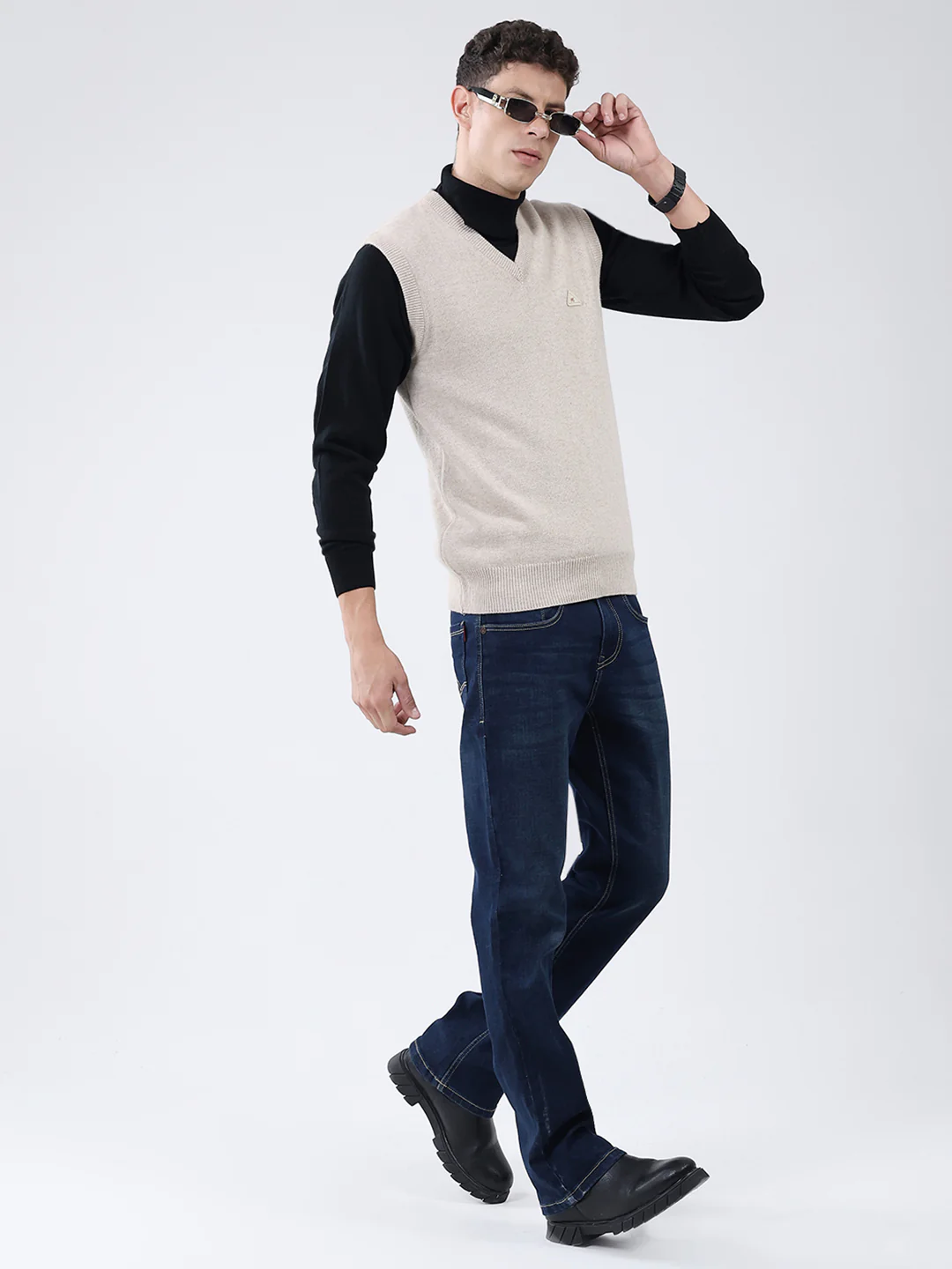 Men Beige Solid V Neck Sleeveless Sweater - Image 2