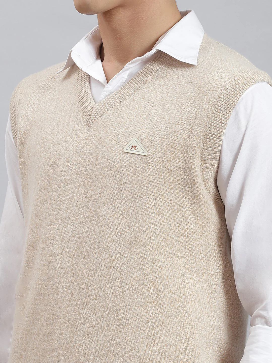 Men Beige Solid V Neck Sleeveless Sweaters/Pullovers - Image 6