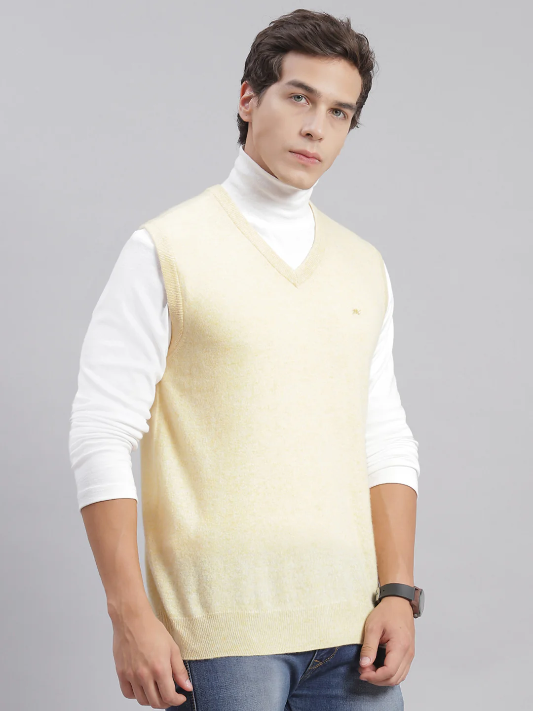 Men Beige Solid V Neck Sleeveless Sweaters/Pullovers - Image 4