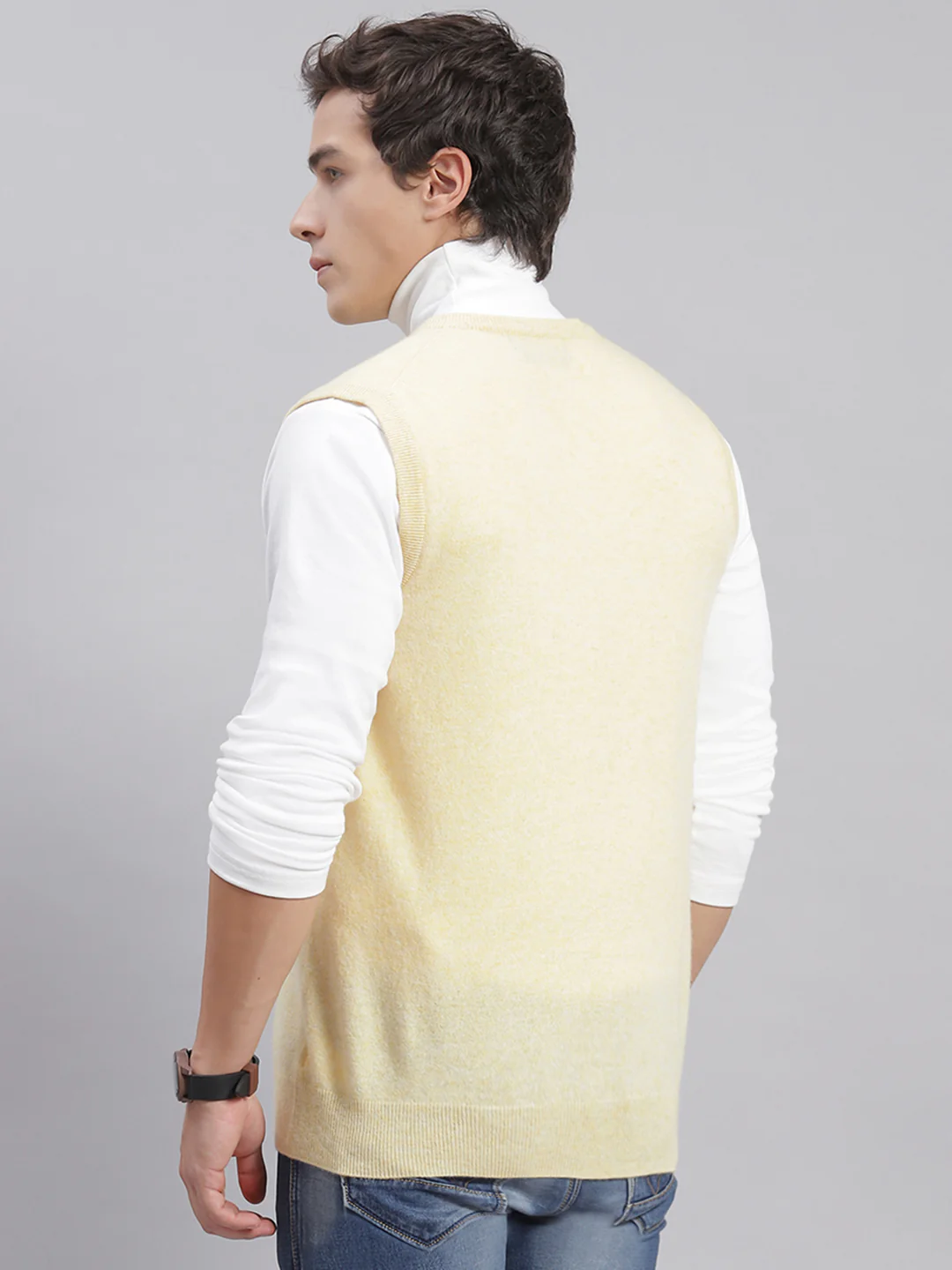 Men Beige Solid V Neck Sleeveless Sweaters/Pullovers - Image 5
