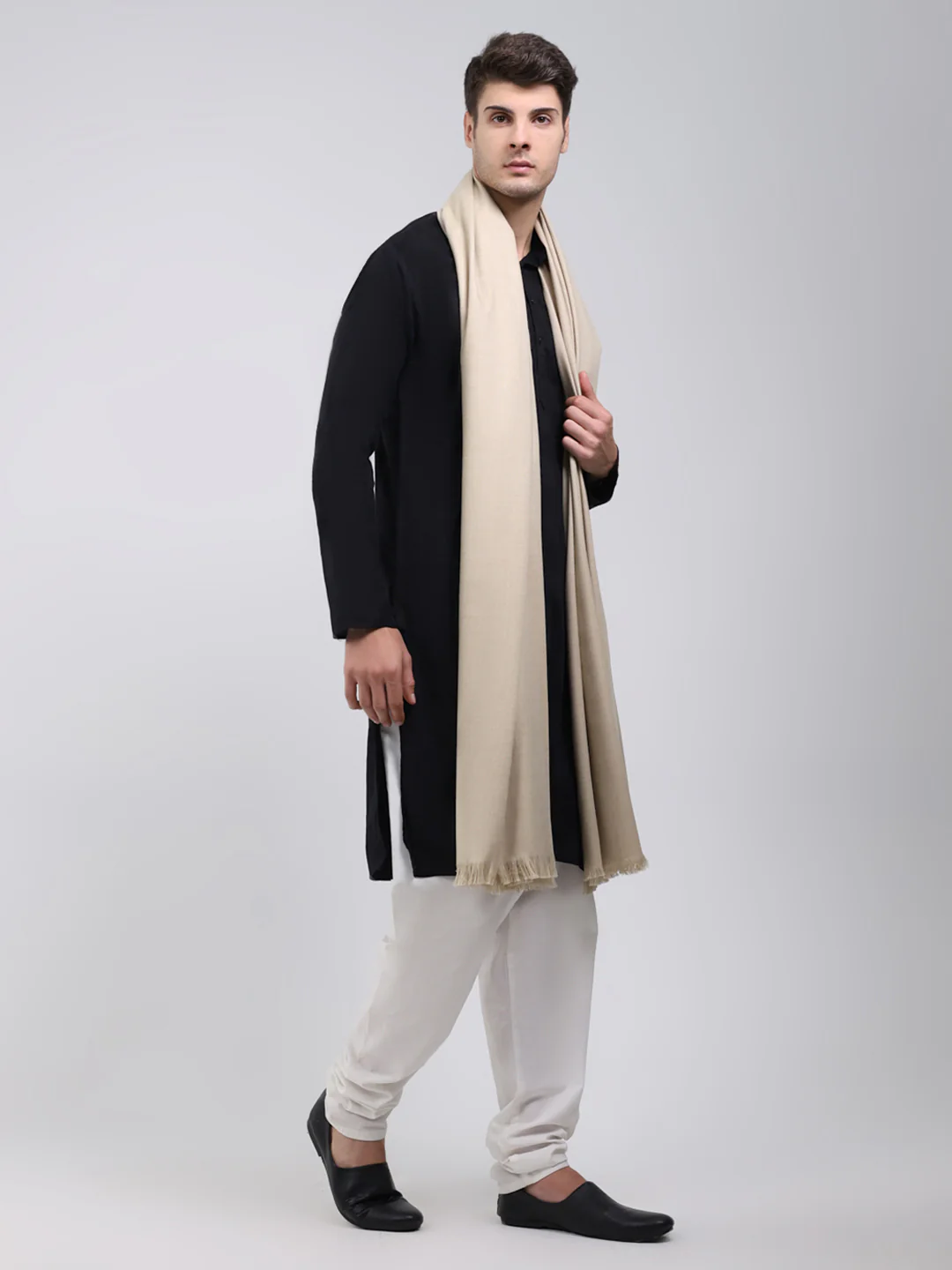 Men Beige Solid Wool Blend Lohi Shawl - Image 4