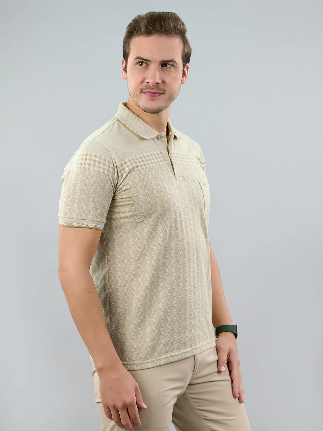 Men Beige Stripe Polo Collar Half Sleeve T-Shirt - Image 2