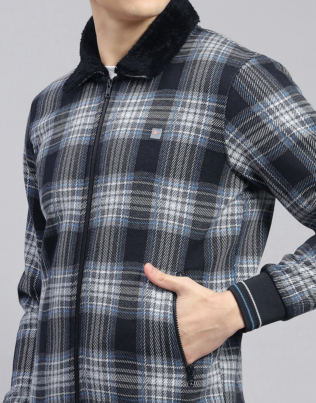 Men Black Check Collar Full Sleeve Sweatshirt - Image 8