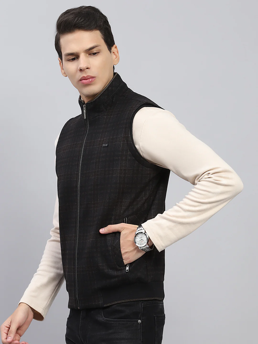 Men Black Check Mock Neck Sleeveless Jacket - Image 3