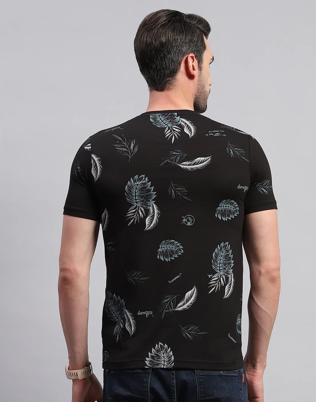 Men Black Floral Print Round Neck Half Sleeve T-Shirt - Image 5