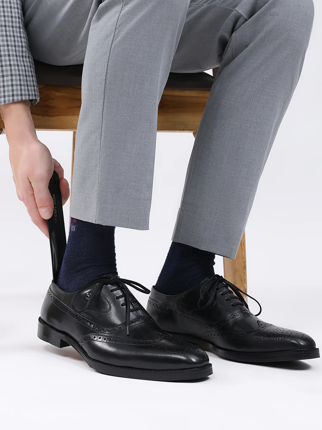 Men Black Lace Up Leather Formal Brogues - Image 11