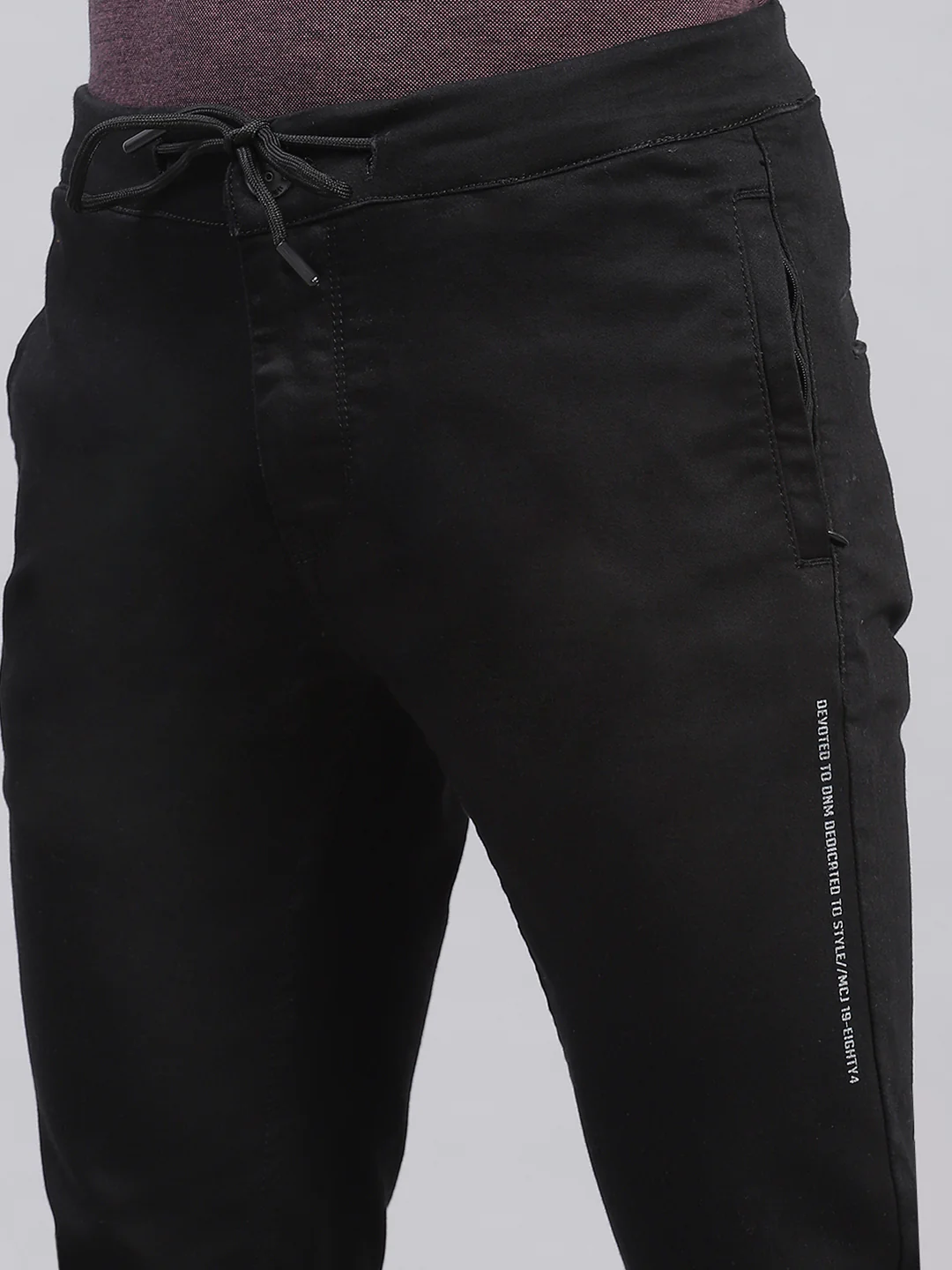 Men Black Light Wash Regular Fit Jogger - Image 6
