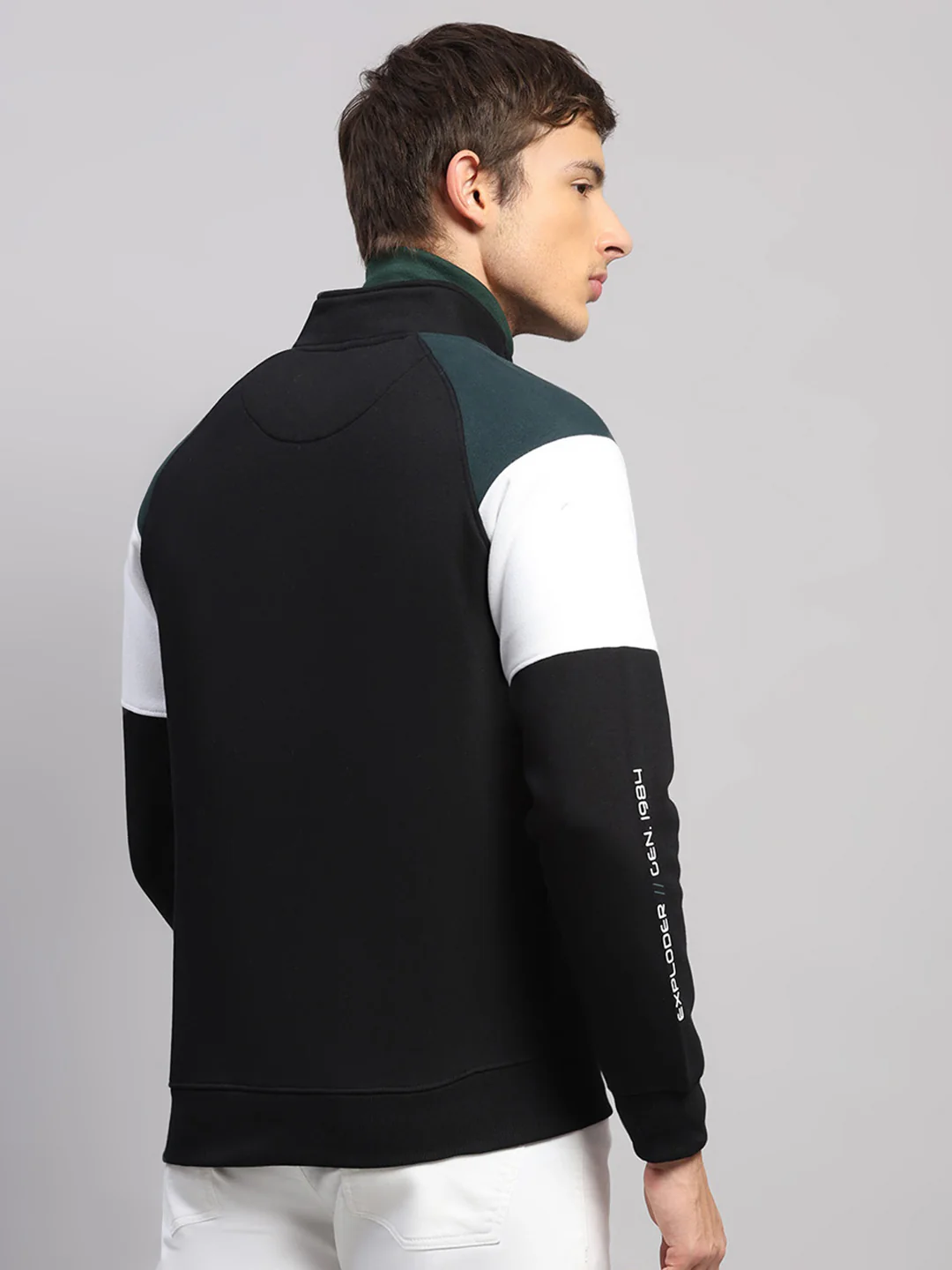 Men Black Printed Collar Full Sleeve Sweatshirt - Image 5