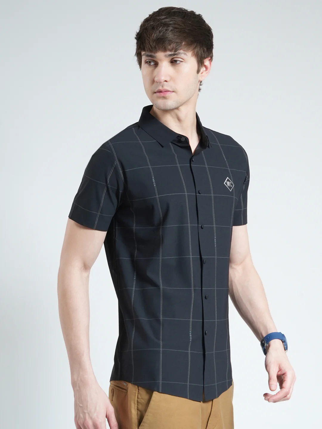Men Black Printed Collar Half Sleeve Shirt - Image 4