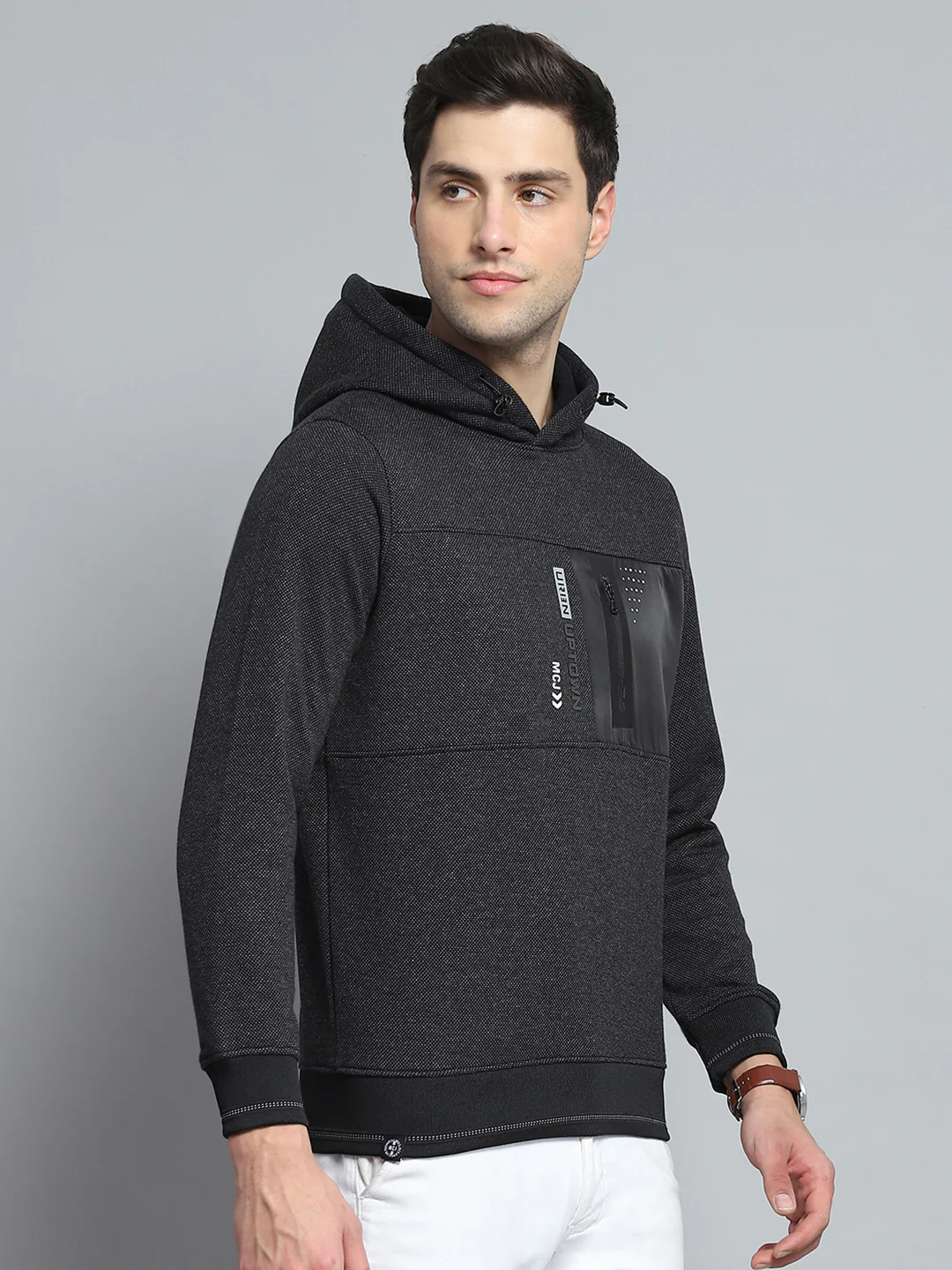 Men Black Printed Hooded Full Sleeve Sweatshirt - Image 4