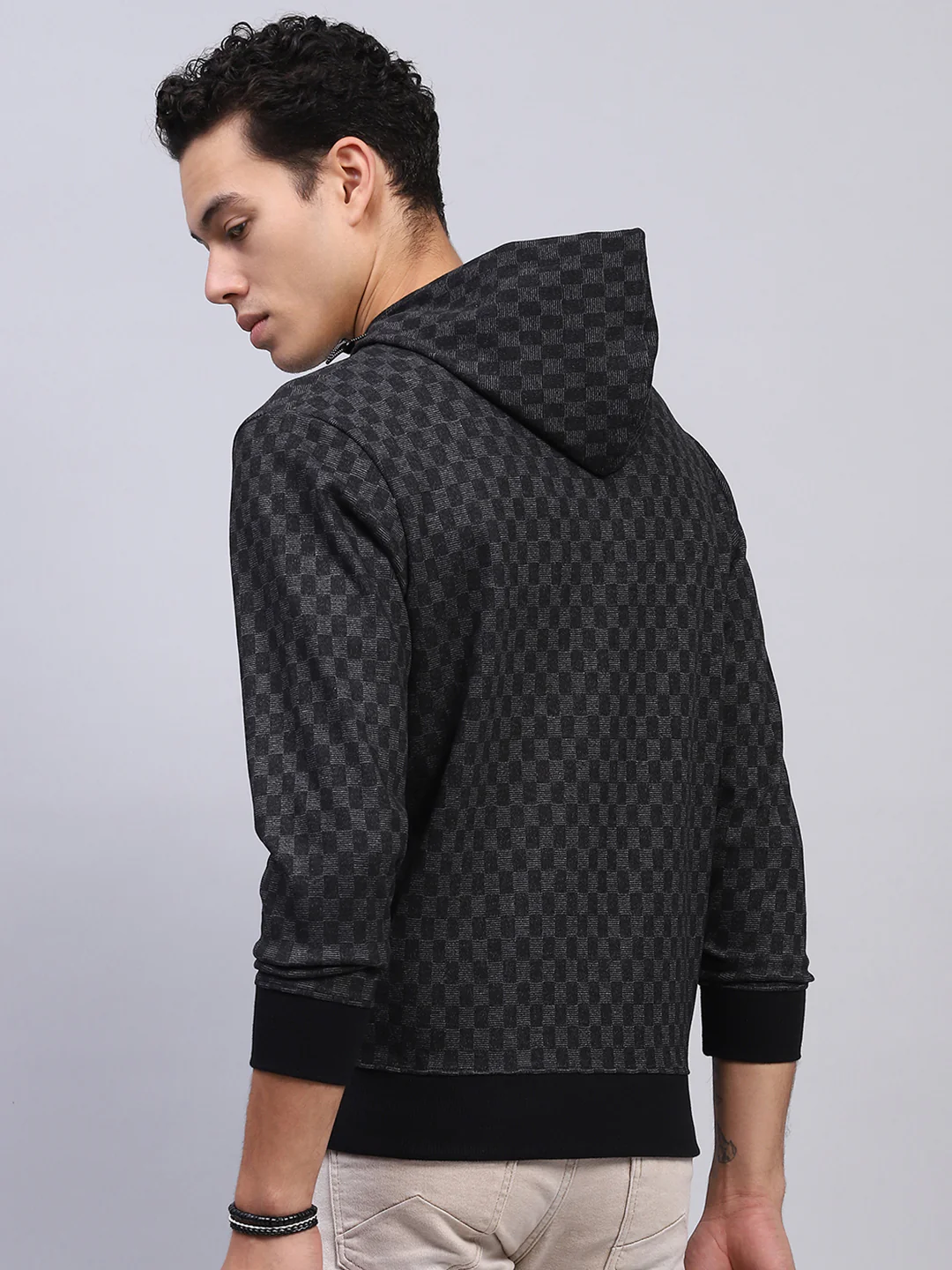 Men Black Printed Hooded Full Sleeve Winter T-Shirt - Image 5