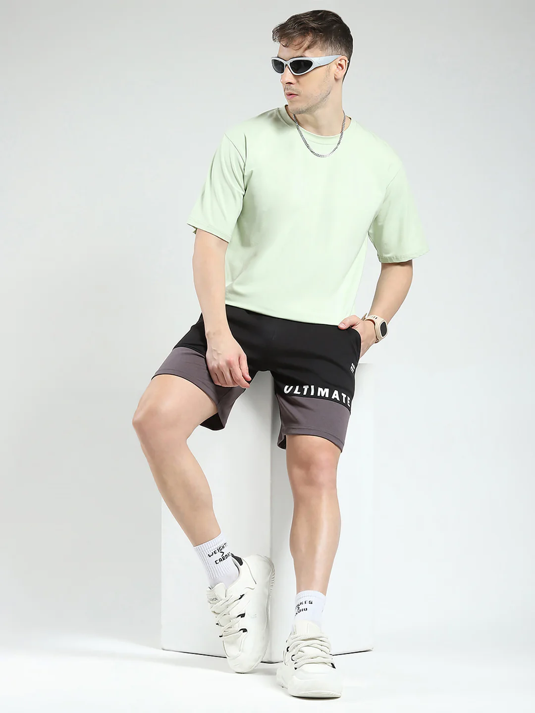 Rock.it Men Black Printed Regular Fit Shorts - Image 2