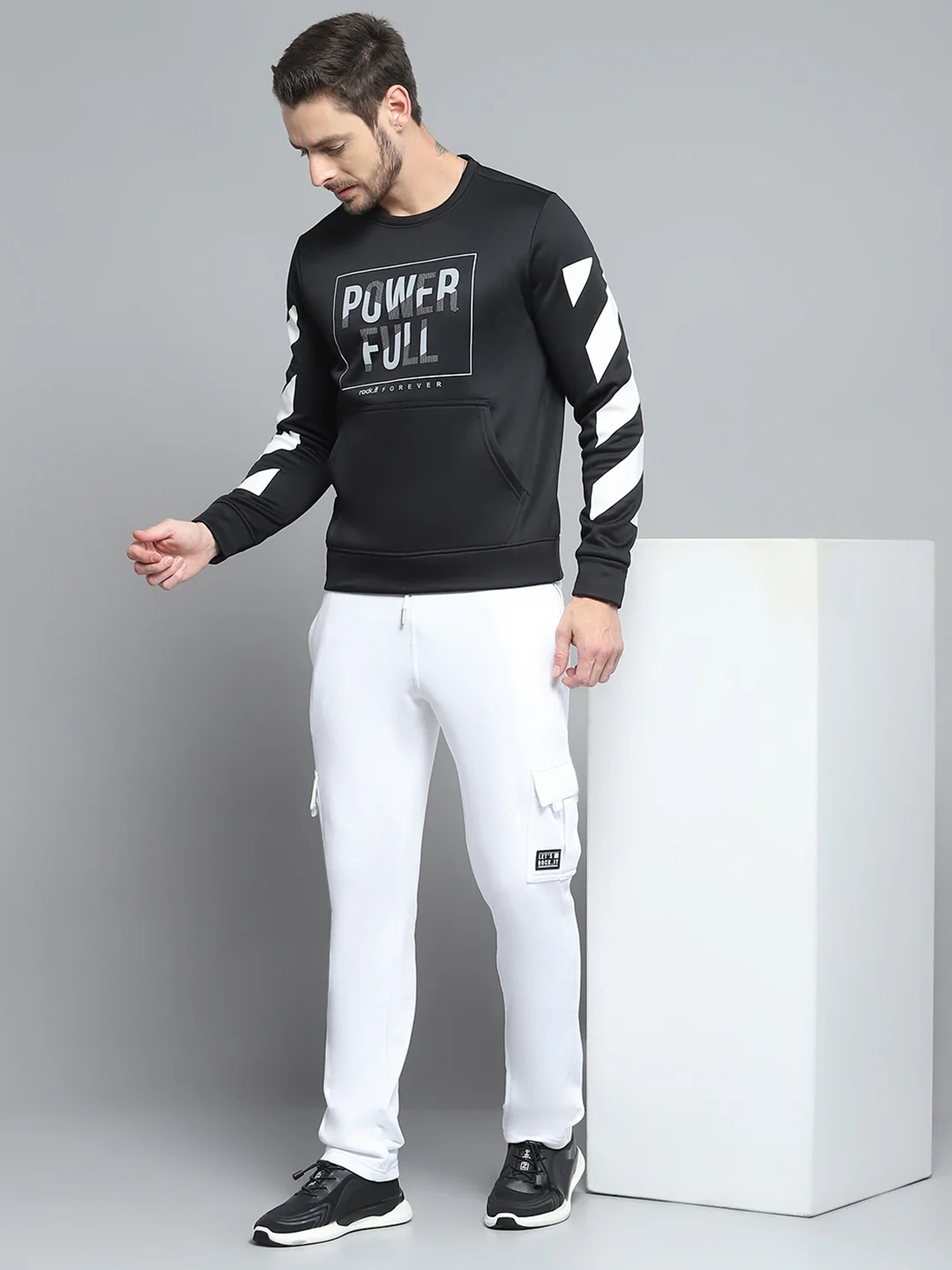 Rock.it Men Black Printed Round Neck Full Sleeve Sweatshirt - Image 2