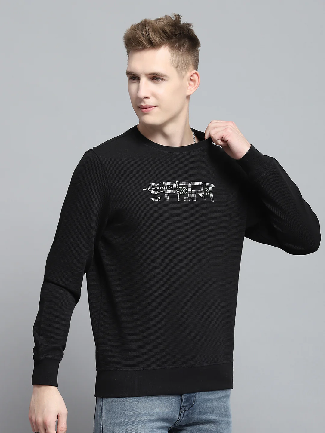 Men Black Printed Round Neck Full Sleeve Winter T-Shirt - Image 4