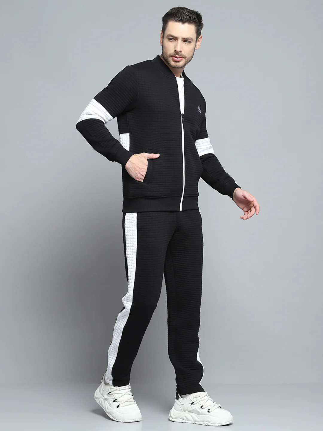 Rock.it Men Black Printed Round Neck Full Sleeve Winter Tracksuit - Image 4