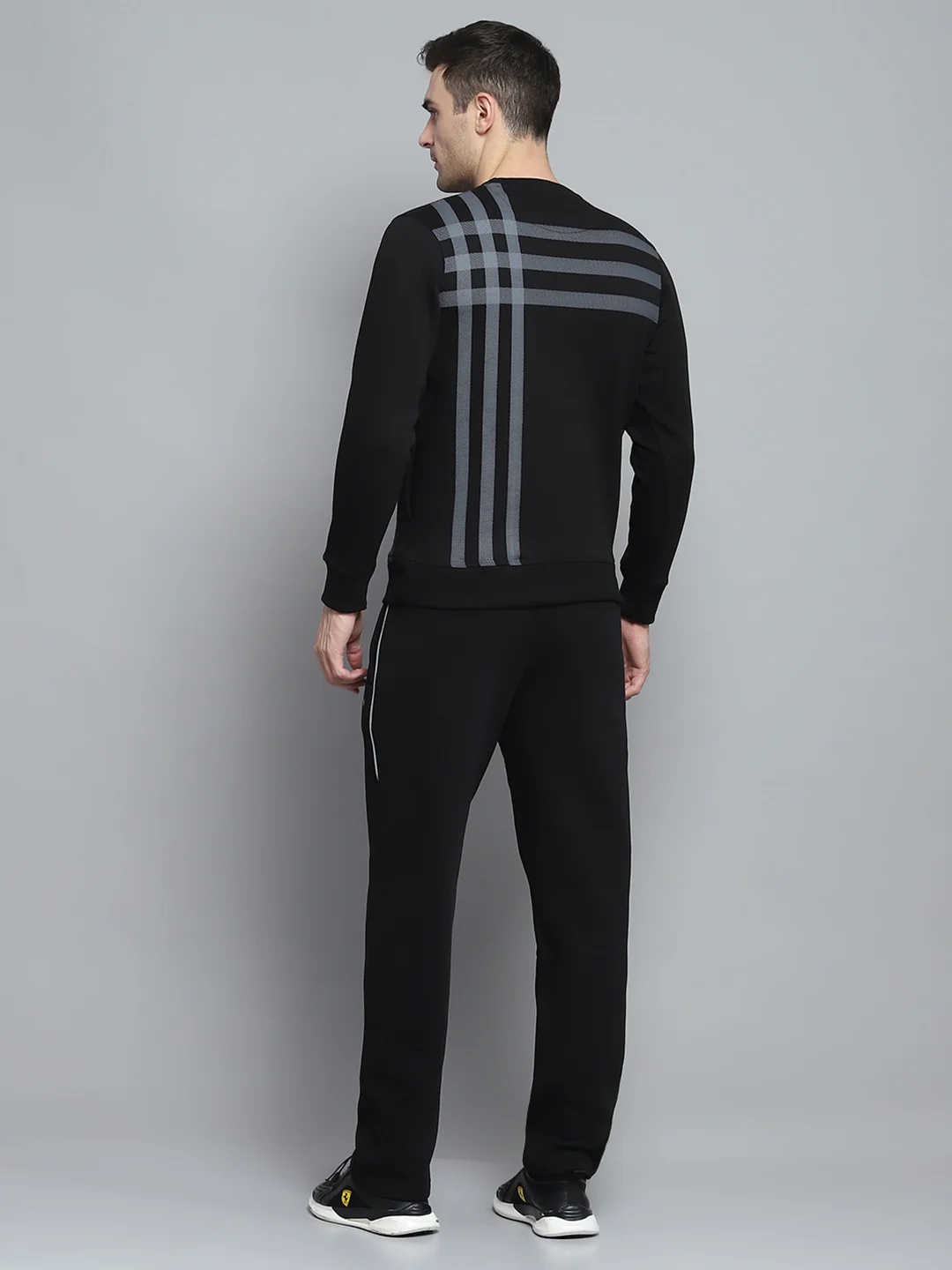 Men Black Printed Round Neck Full Sleeve Winter Tracksuit - Image 5