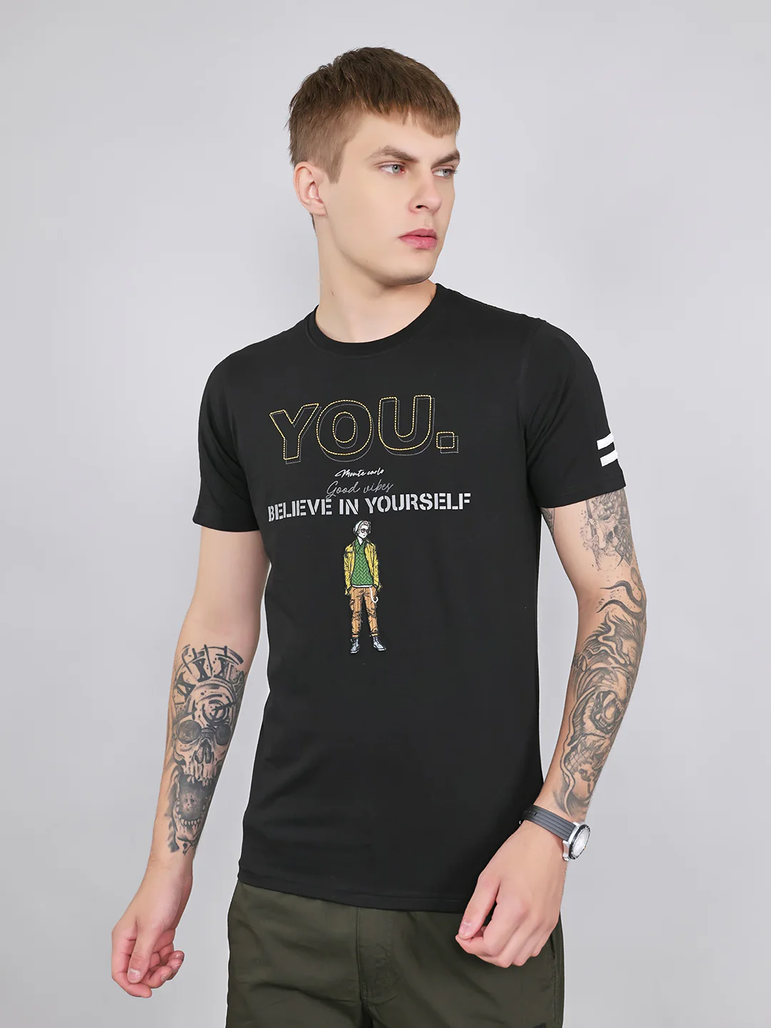 Men Black Printed Round Neck Half Sleeve T-Shirt - Image 2
