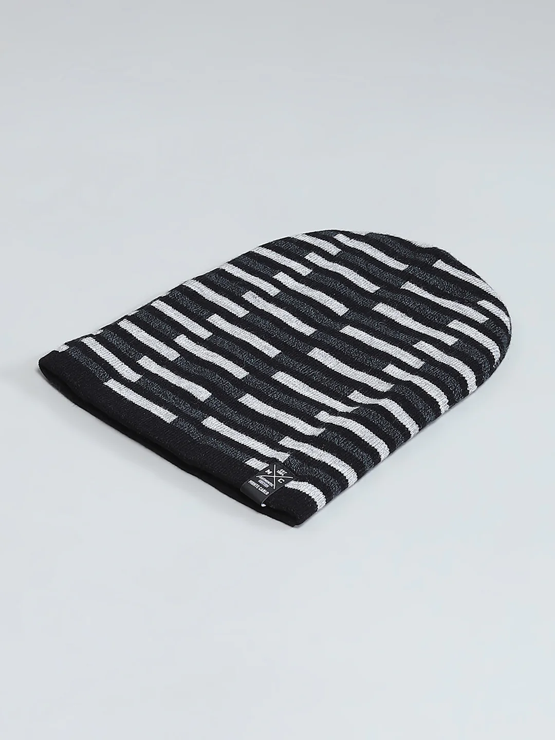 Men Black Self Design Cap - Image 6