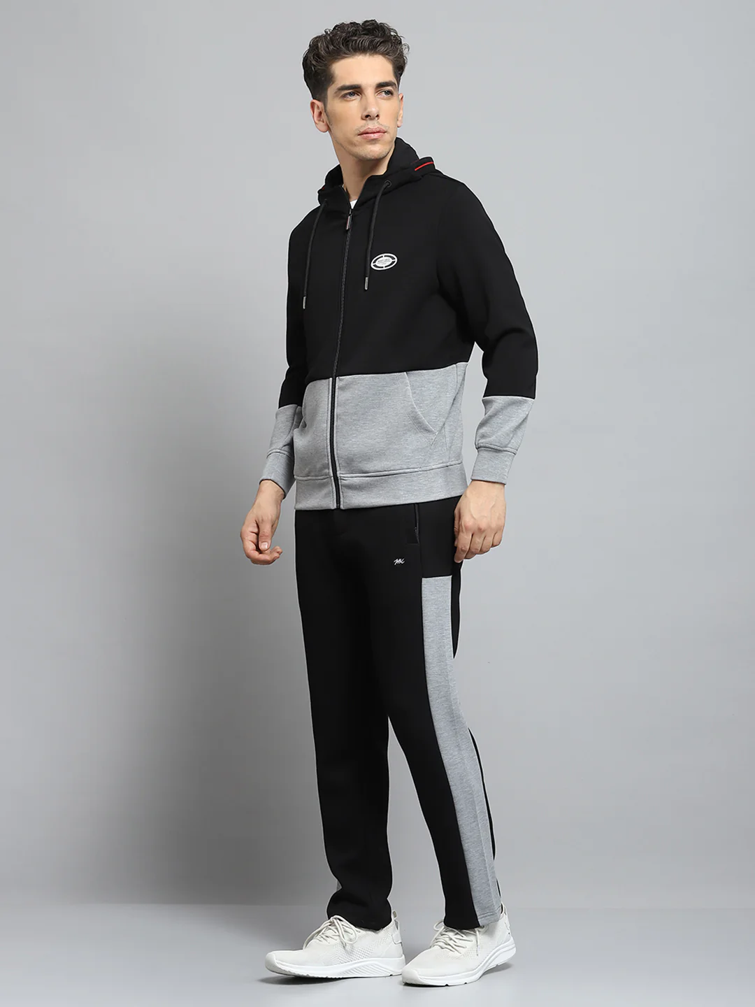 Men Black Self Design Hooded Full Sleeve Winter Tracksuit - Image 3