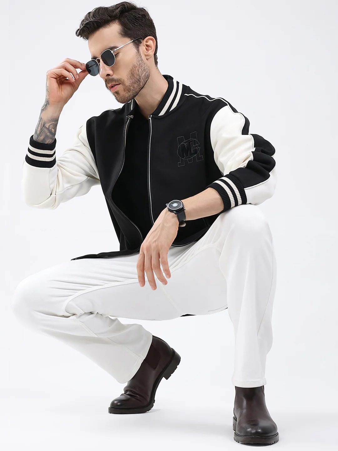 Men Black Self Design Round Neck Full Sleeve Sweatshirt - Image 2