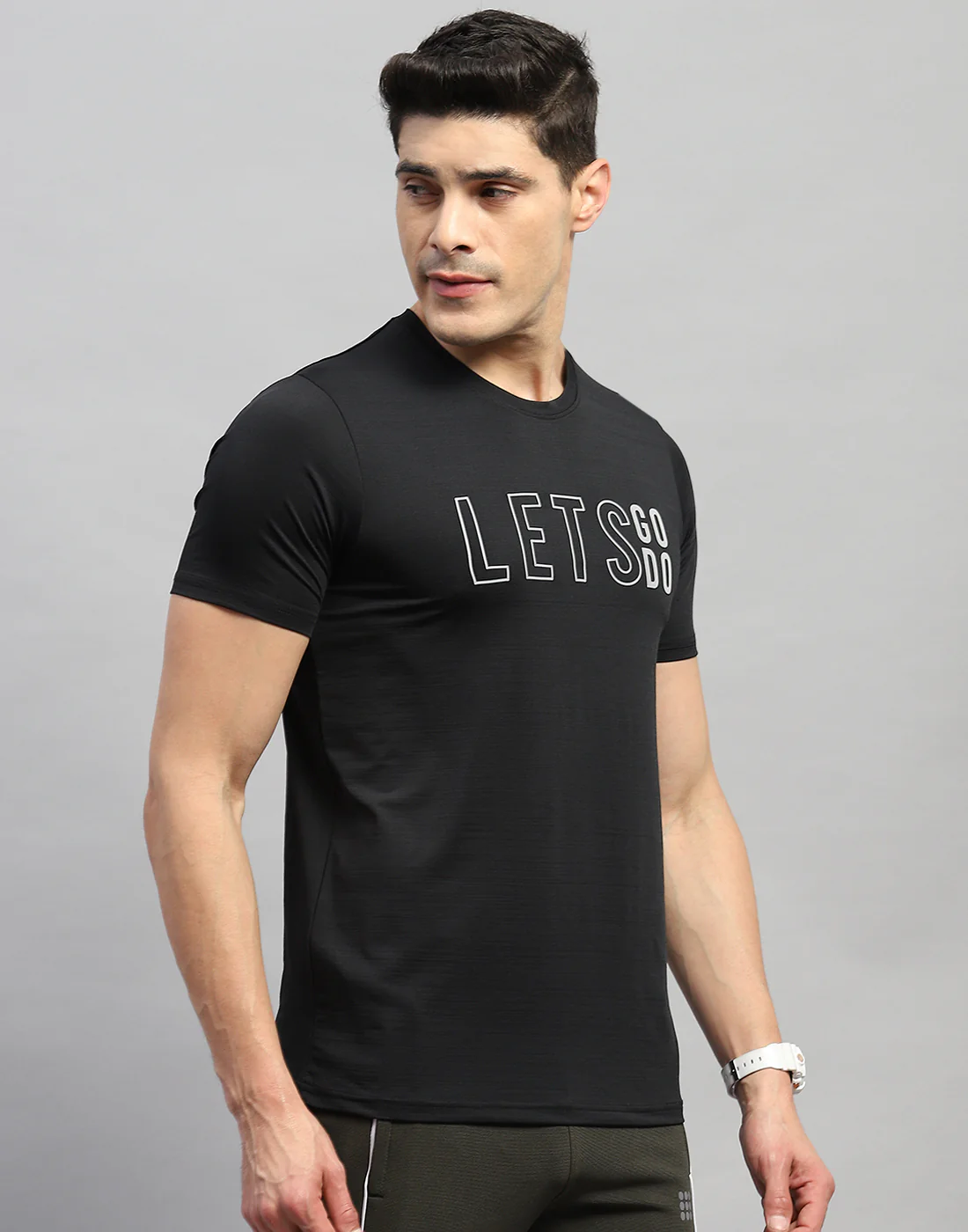 Rock.it Men Black Self Design Round Neck Half Sleeve T-Shirt - Image 4