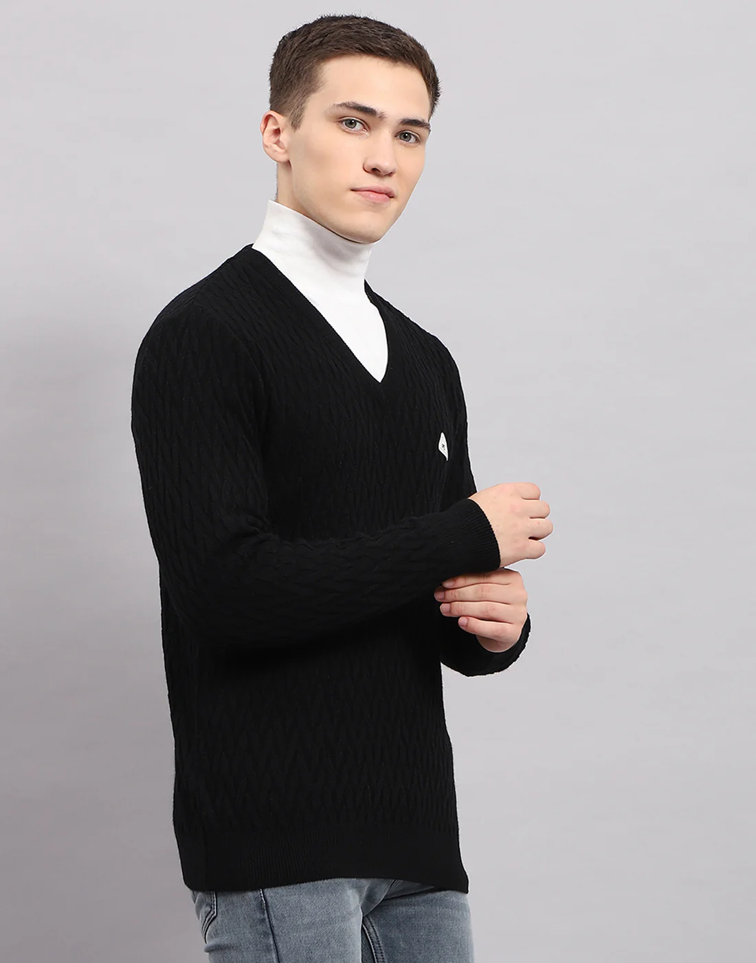 Men Black Self Design V Neck Full Sleeve Pullover - Image 4