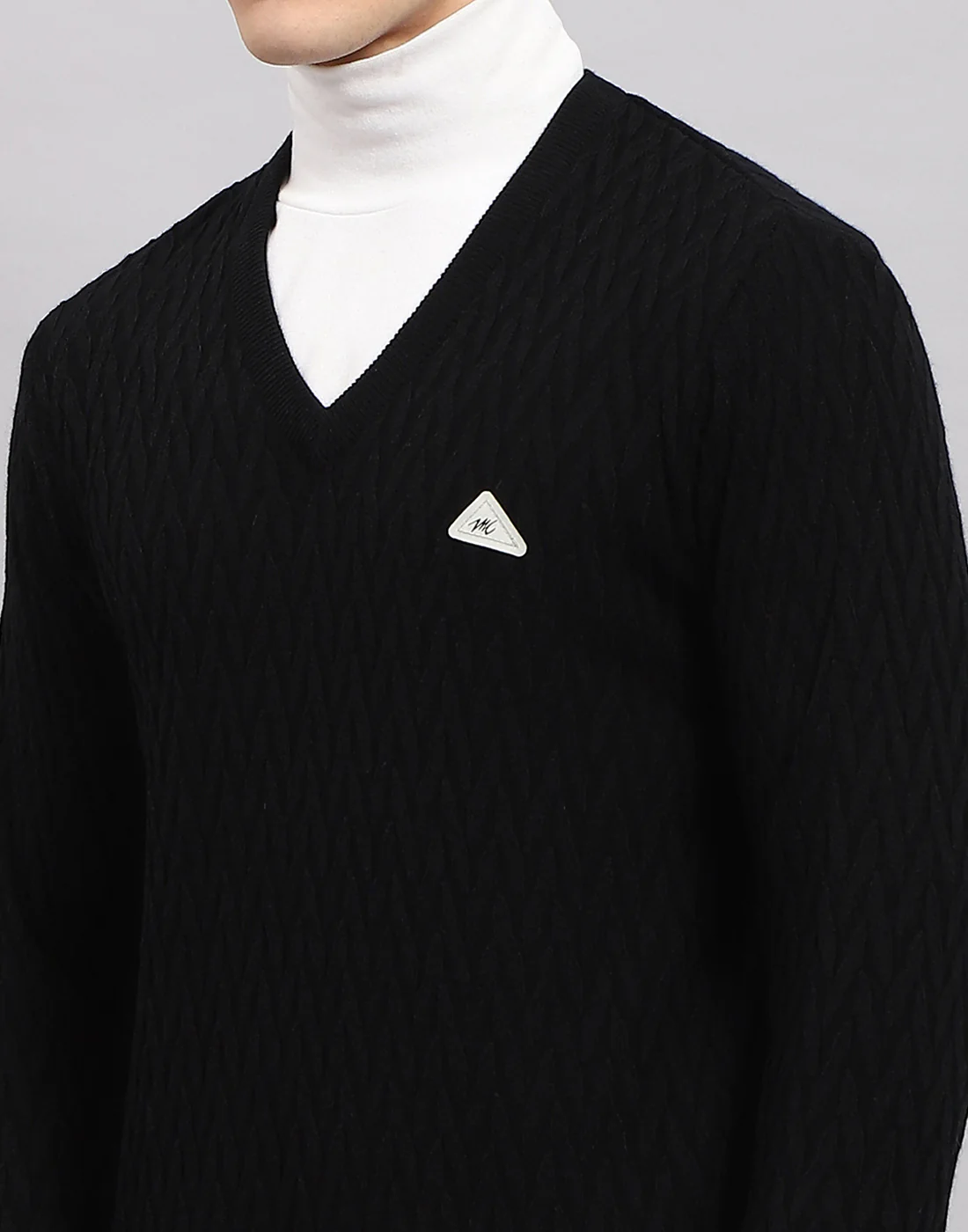 Men Black Self Design V Neck Full Sleeve Pullover - Image 7