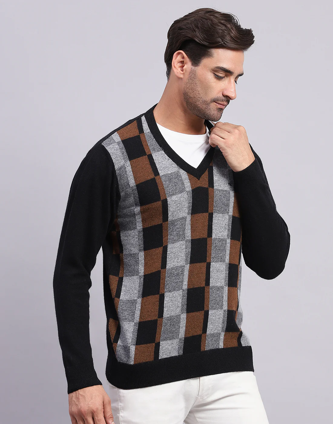 Men Black Self Design V Neck Full Sleeve Pullover - Image 4