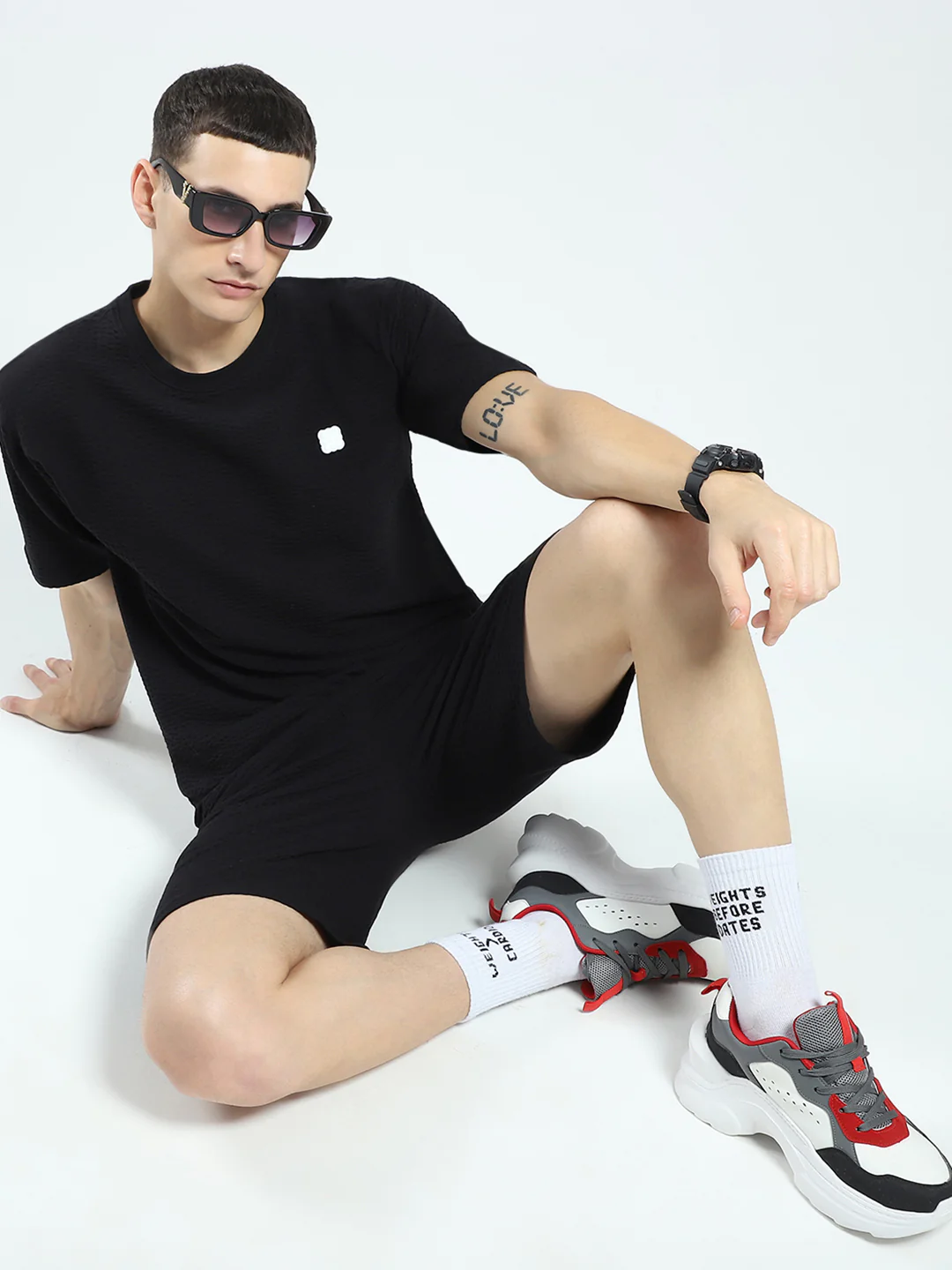 Rock.it Men Black Self Design Round Neck Half Sleeve Shorts Set - Image 2