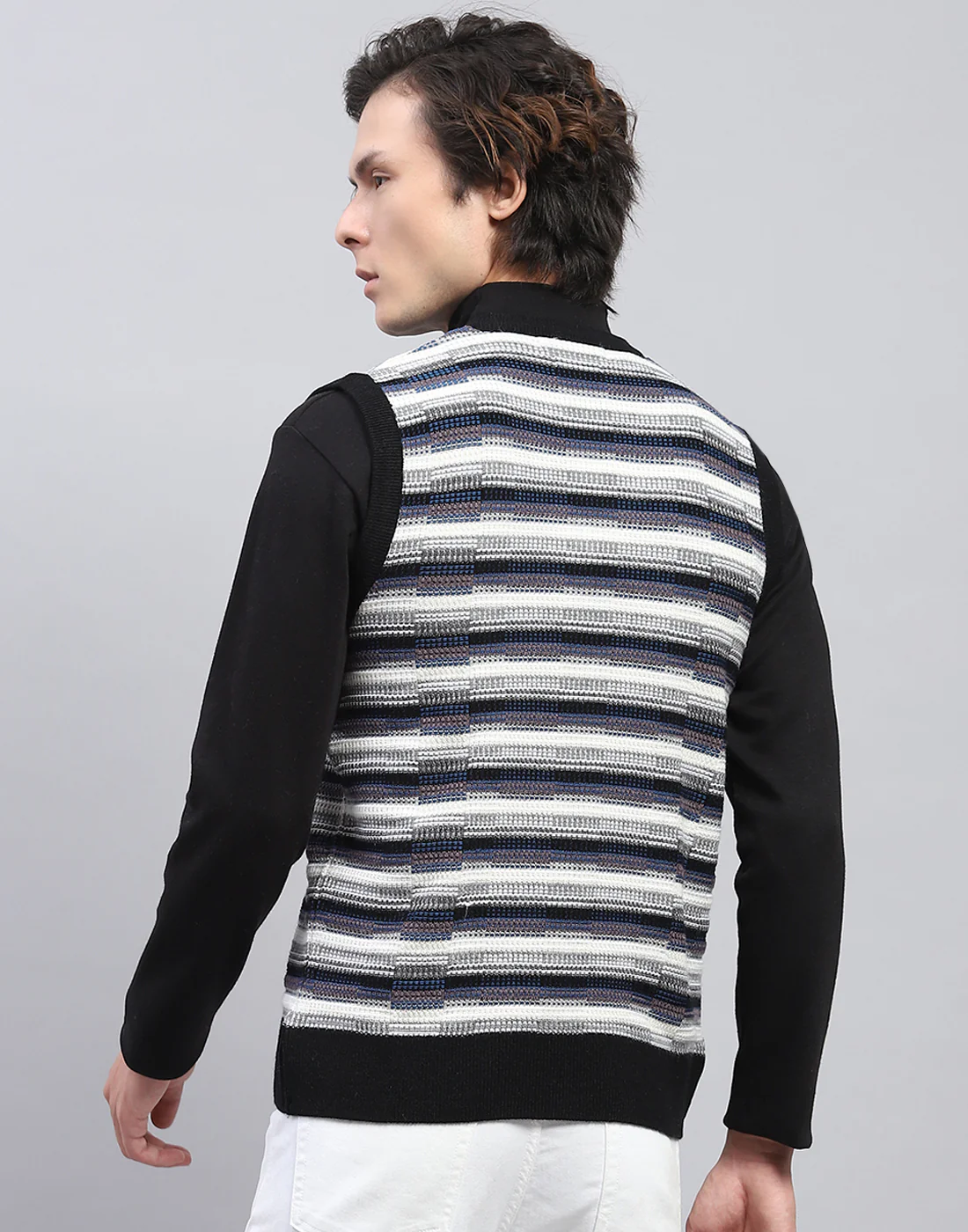 Men Black Self Design V Neck Sleeveless Sweater - Image 5