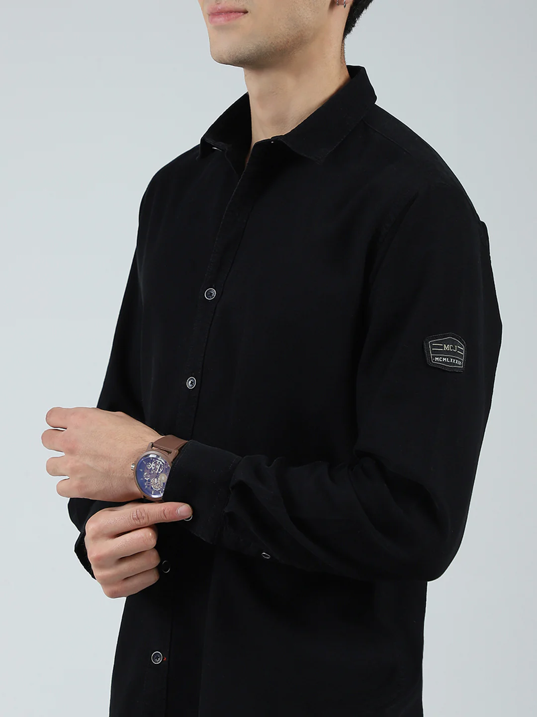 Men Black Solid Collar Full Sleeve Shirt - Image 7