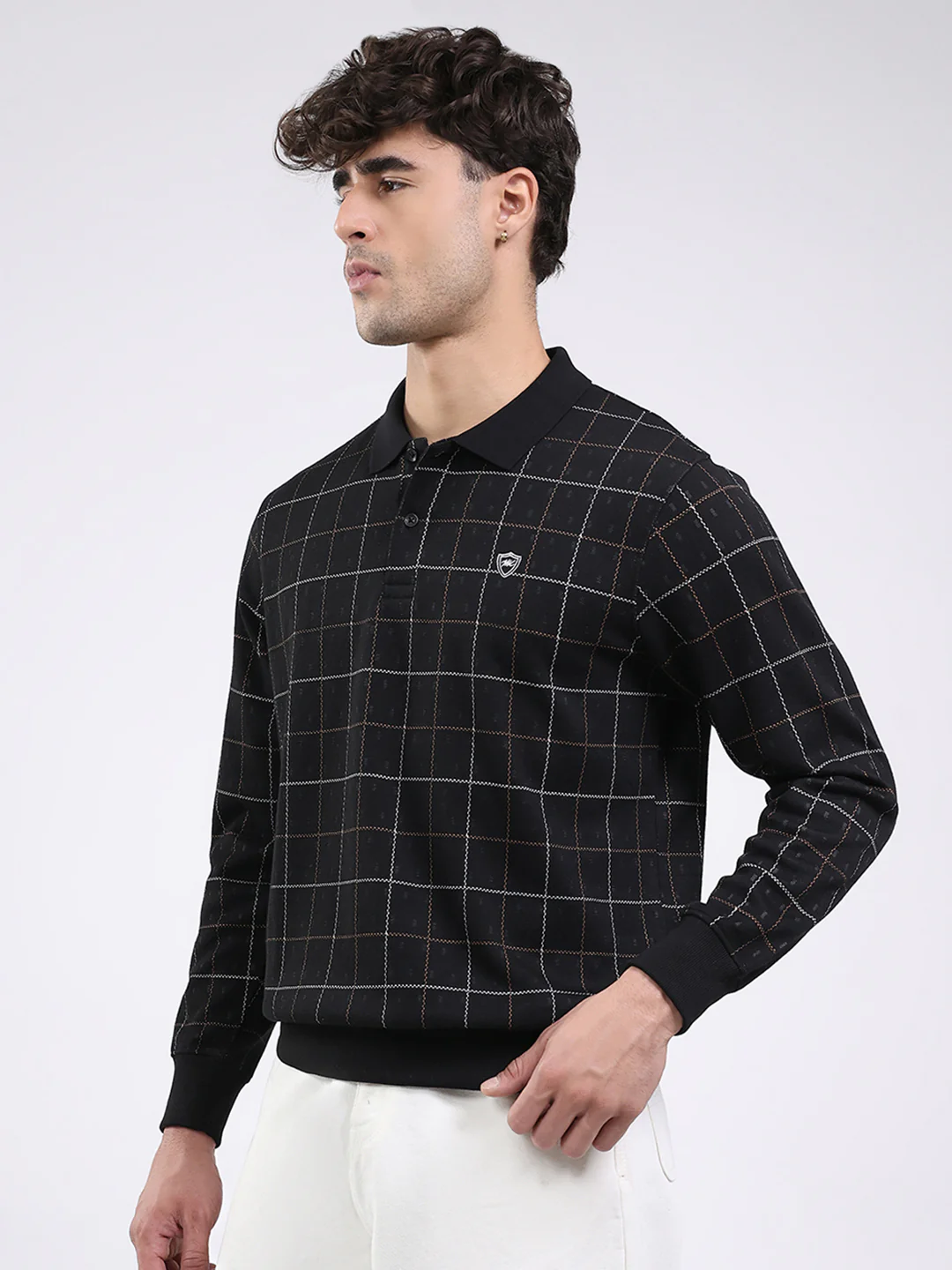 Men Black Solid Collar Full Sleeve Winter T-Shirt - Image 3
