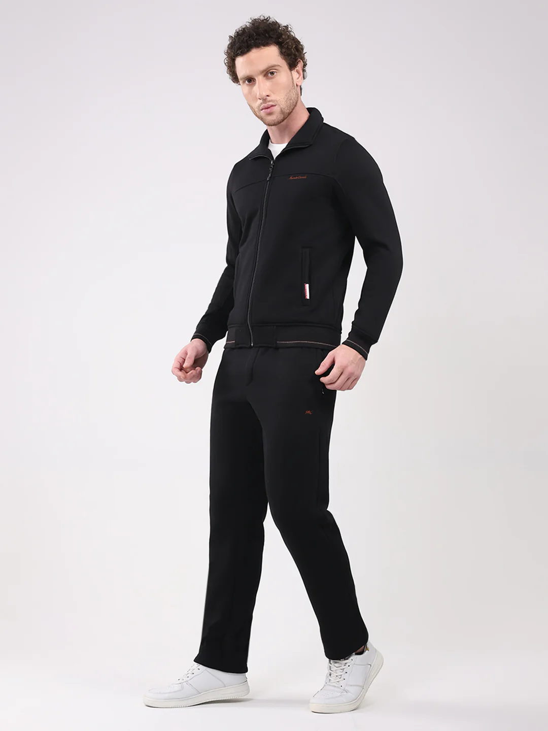 Men Black Solid Collar Full Sleeve Winter Tracksuit - Image 3