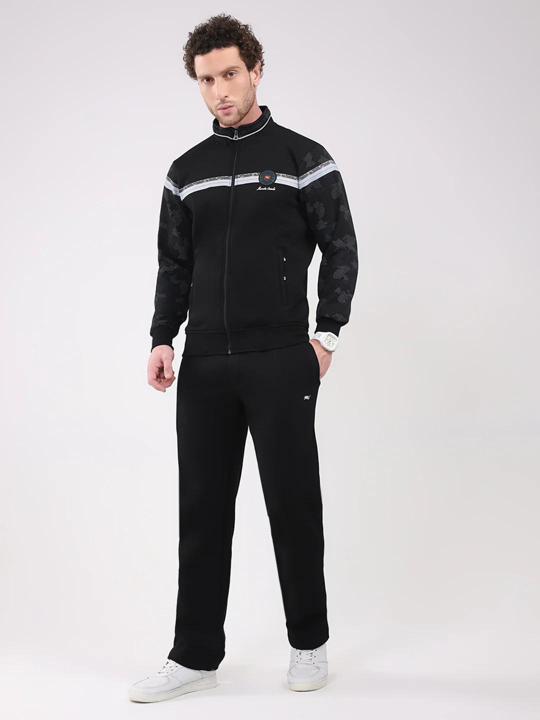 Men Black Solid Collar Full Sleeve Winter Tracksuit - Image 6