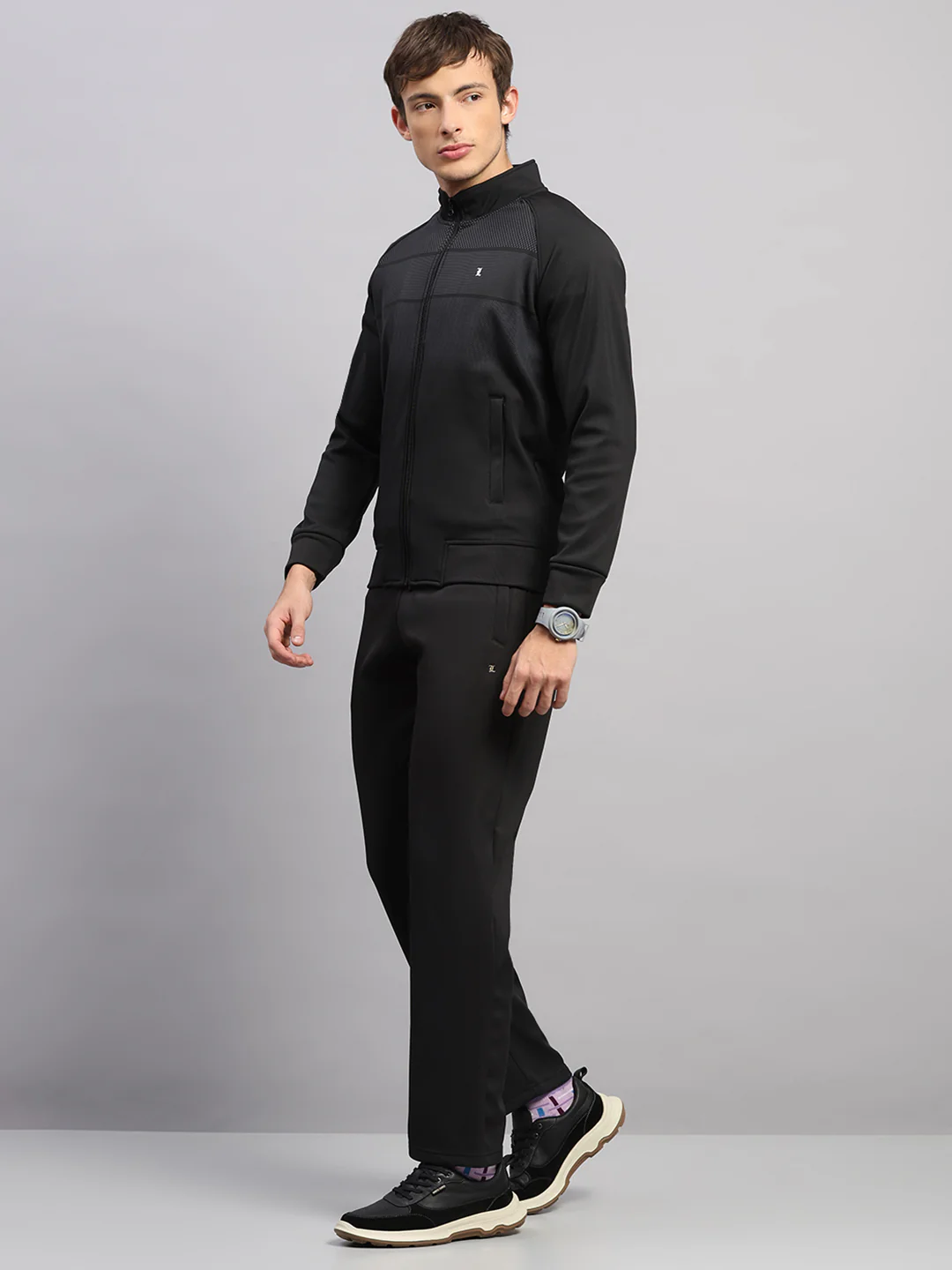 Luxuria Men Black Solid Collar Full Sleeve Winter Tracksuit - Image 3