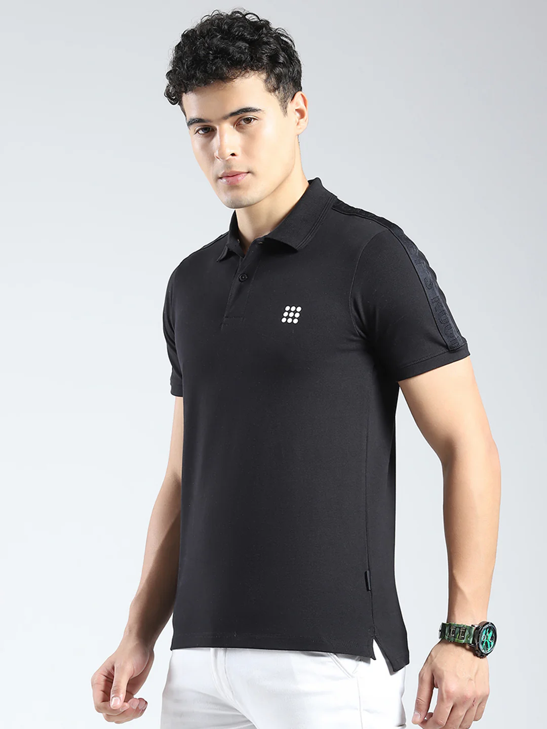 Rock.it Men Black Solid Collar Half Sleeve T-Shirt - Image 3