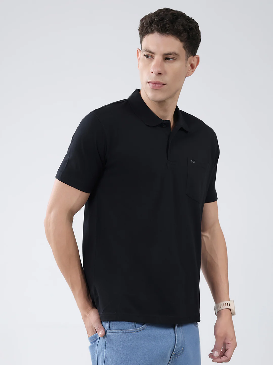 Men Black Solid Collar Half Sleeve T-Shirt - Image 4