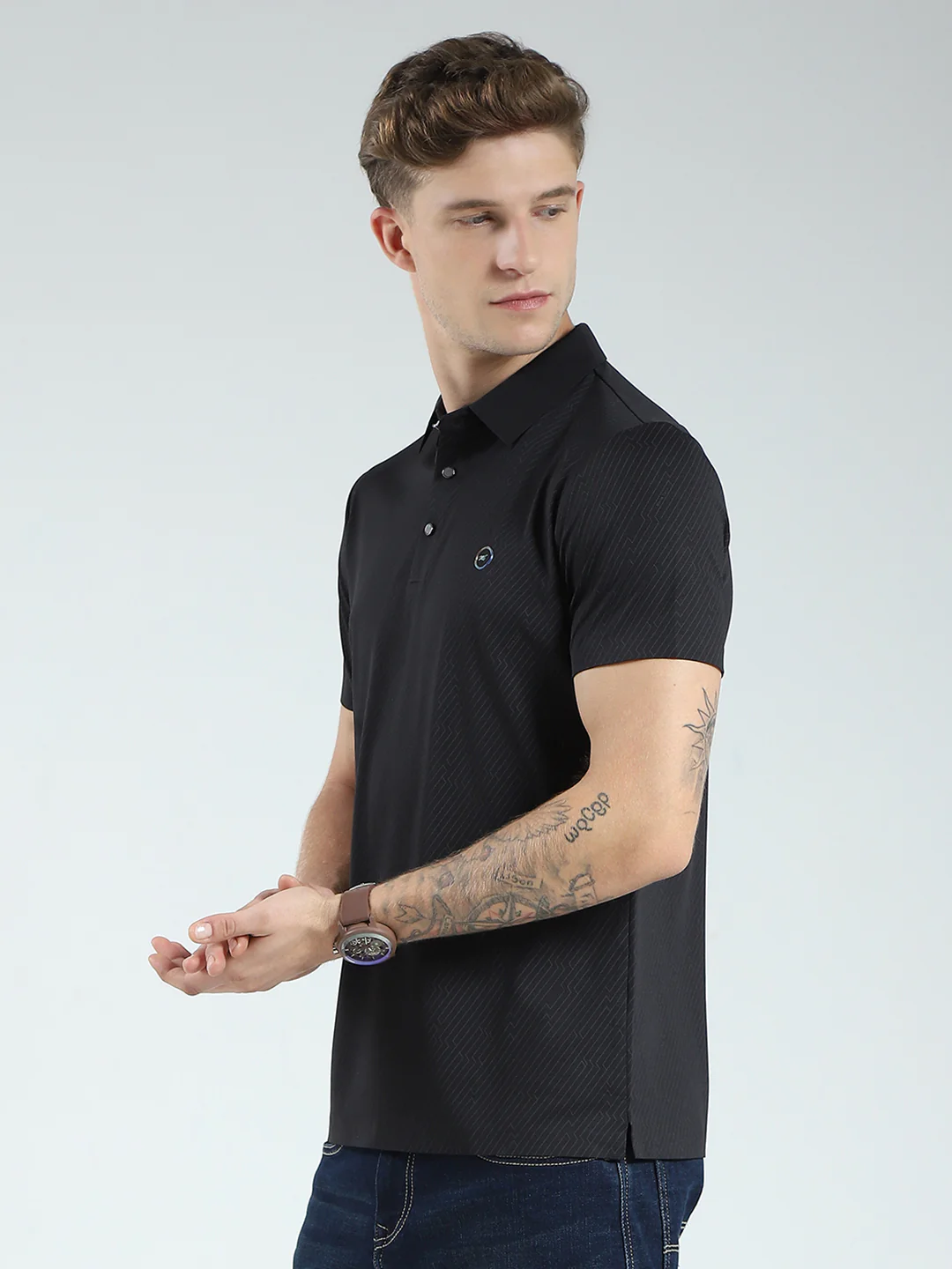 Men Black Solid Collar Half Sleeve T-Shirt - Image 3
